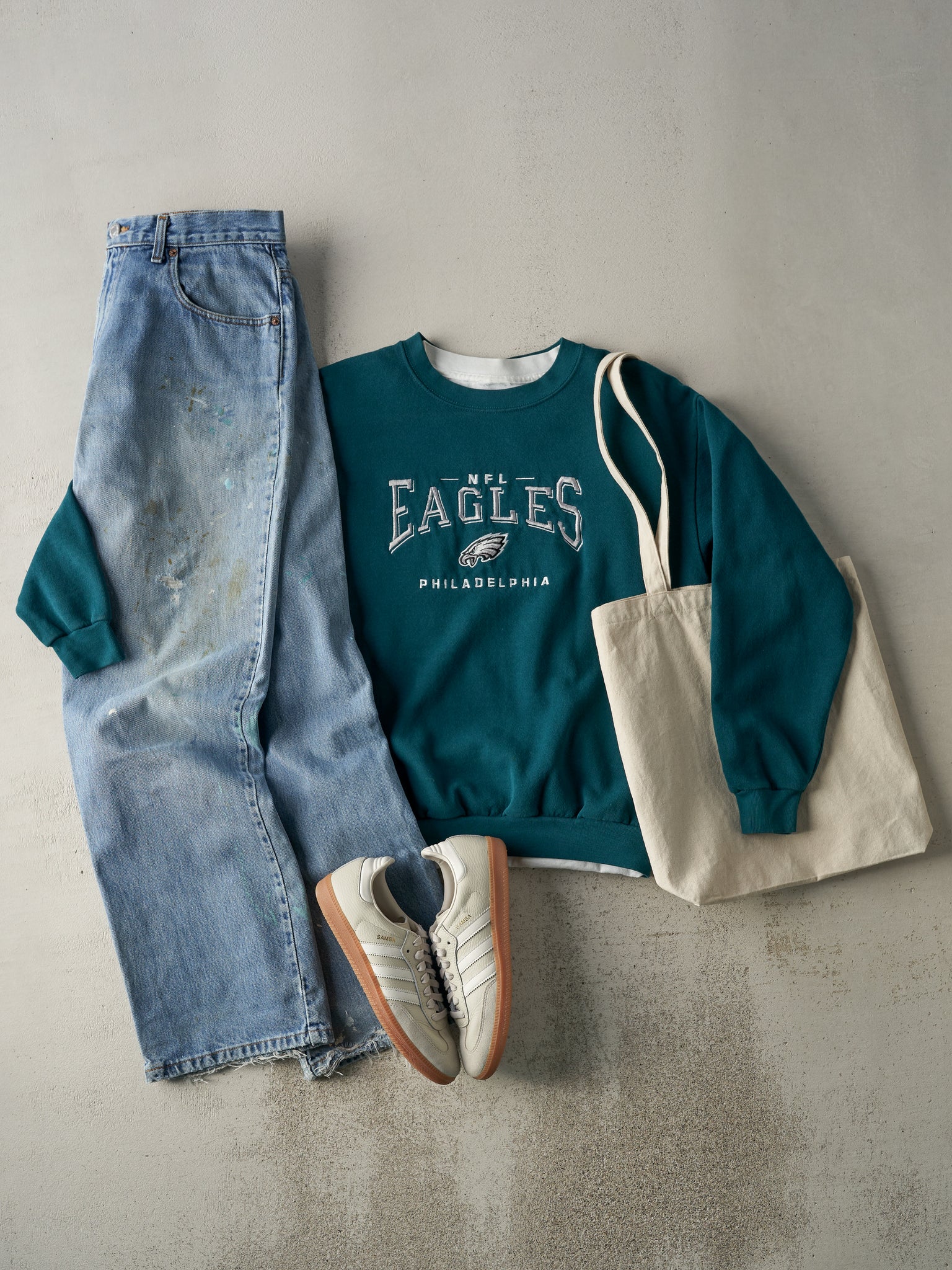 Vintage 90s Green Embroidered Philadelphia Eagles Crewneck (M)