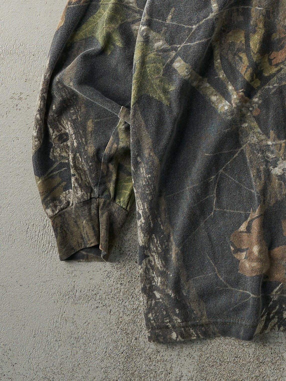 Vintage Y2K Camo Cabela's x Mossy Oak Turtle Neck Pocket Long Sleeve (L)