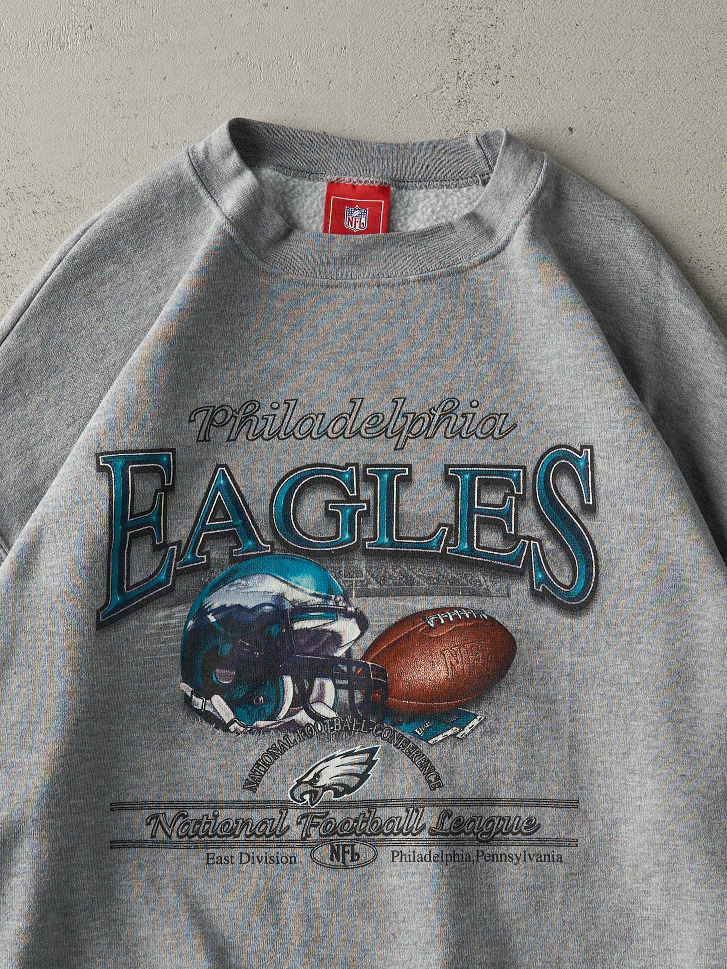 Vintage 90s Grey Philadelphia Eagles Crewneck (L)