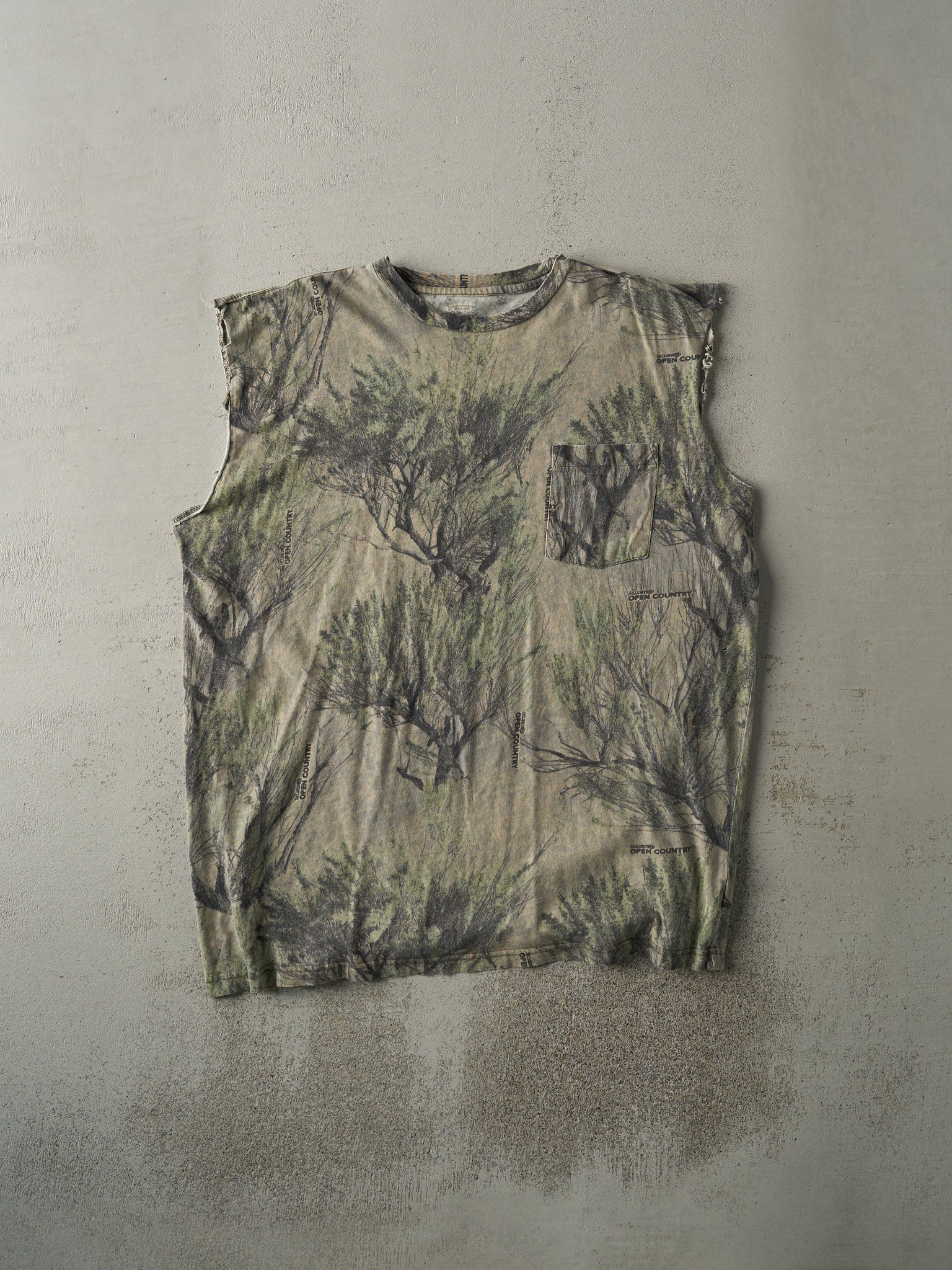 Vintage Y2K Camo Cabela's x Open Country Cut Off Tee (L)