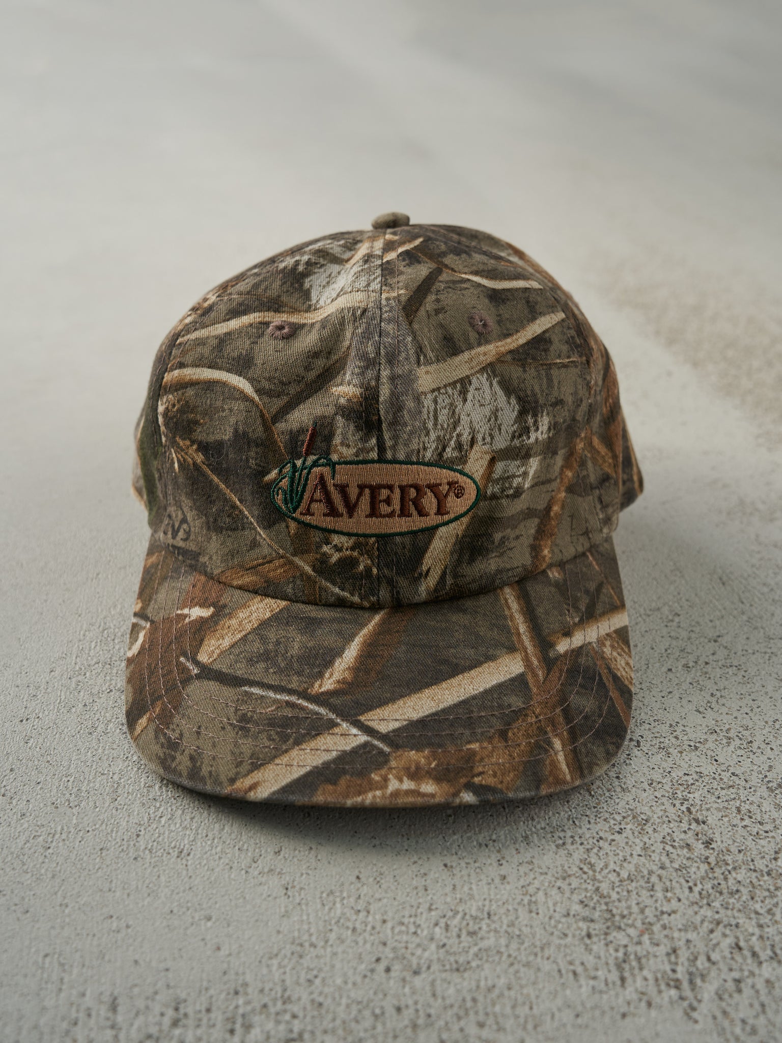 Vintage Y2K Camo Embroidered Avery Snapback Hat