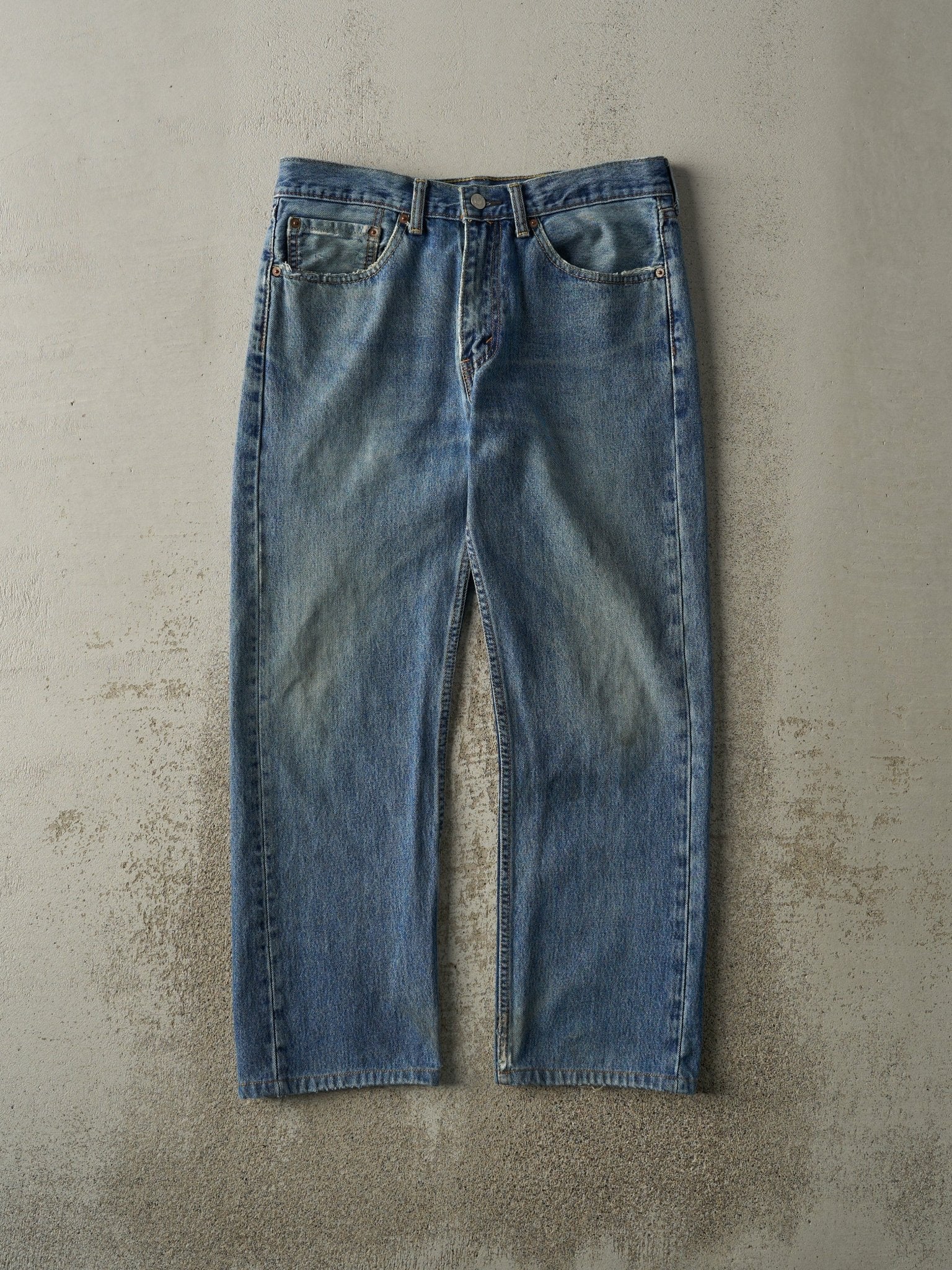 Vintage Y2K Mid Wash Levi's 505 Jeans (32x27.5)