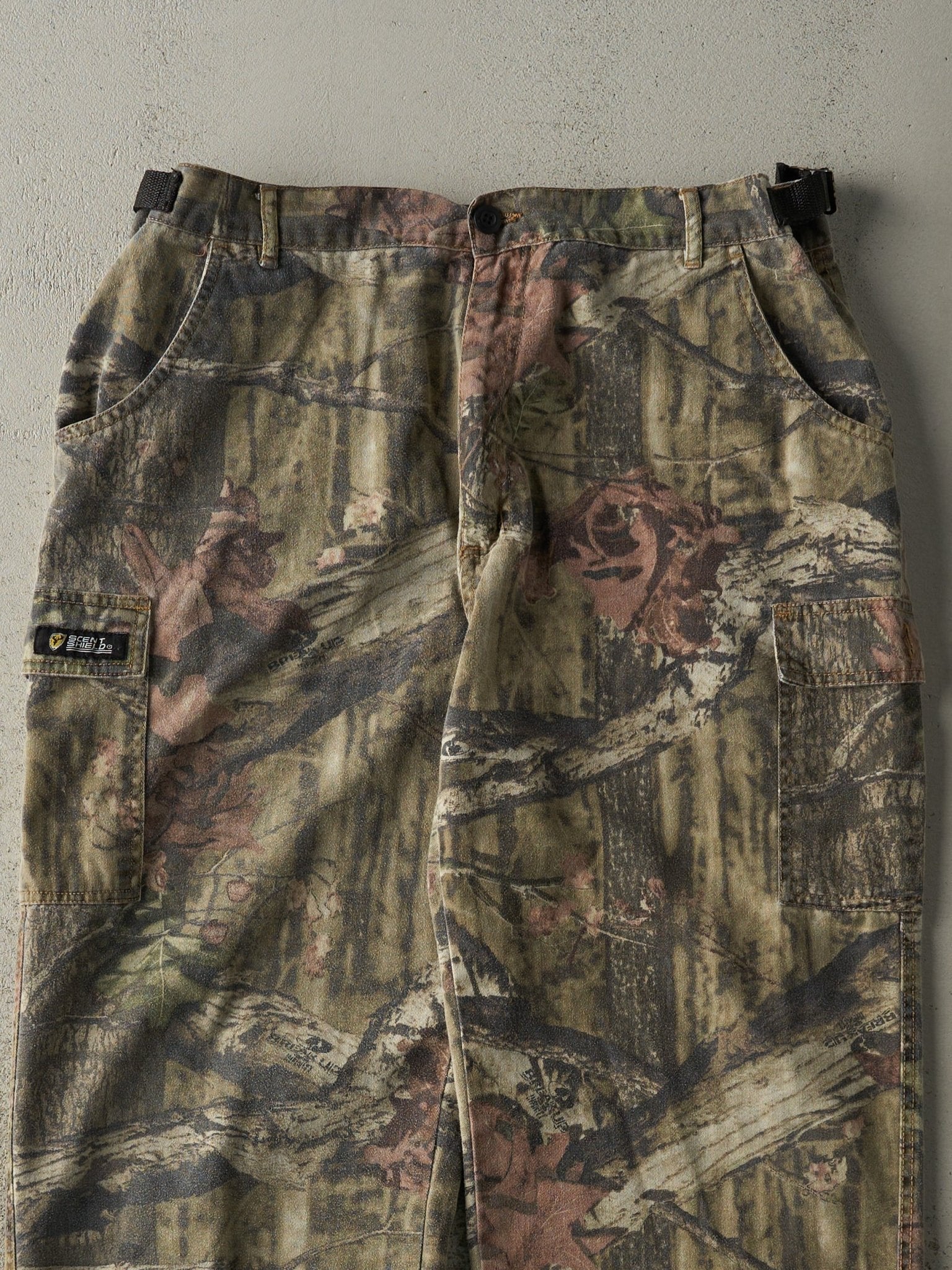 Vintage Y2K Camo Break Up Infinity Cargo Pants (38x31.5)