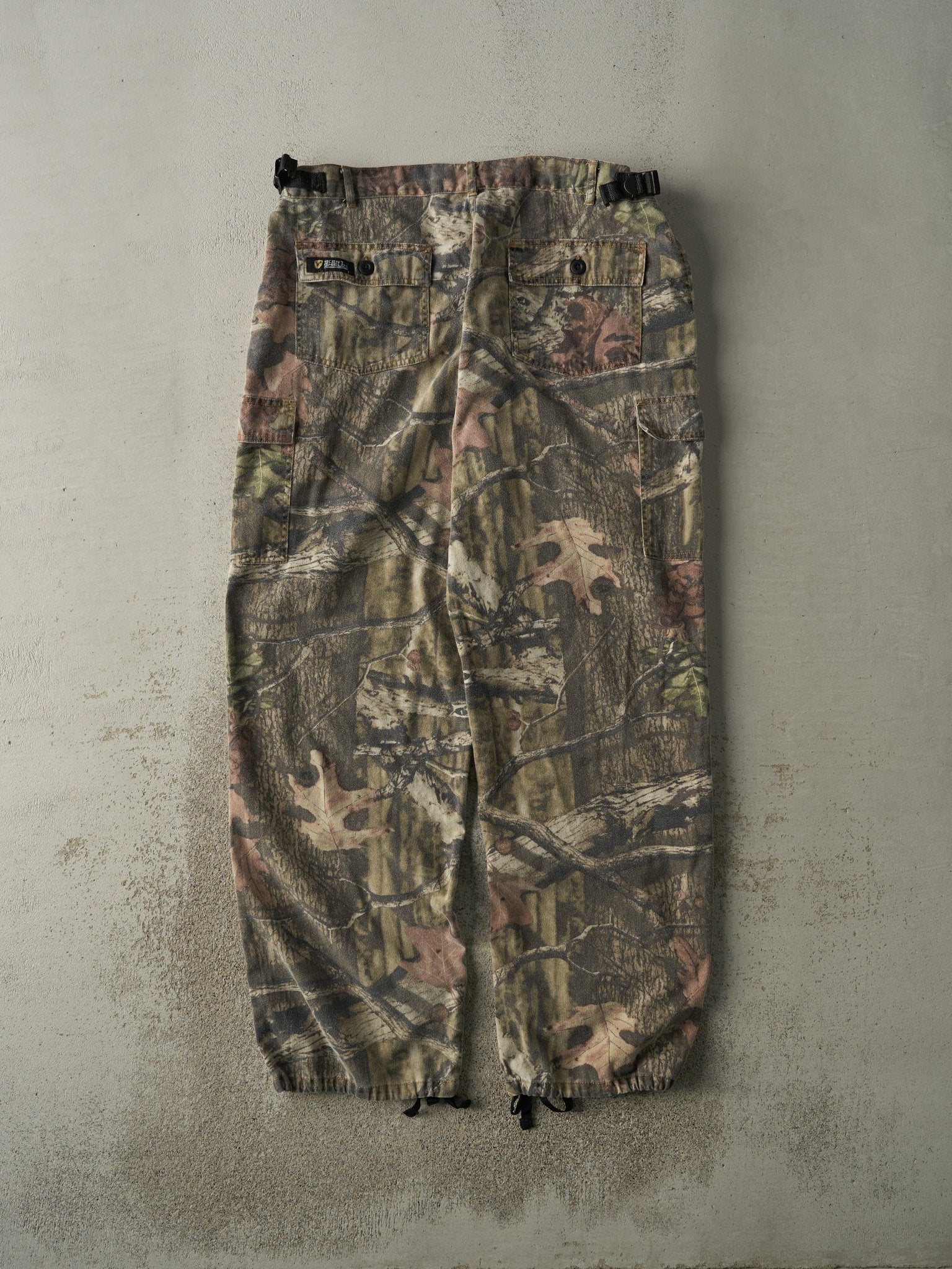 Vintage Y2K Camo Break Up Infinity Cargo Pants (38x31.5)