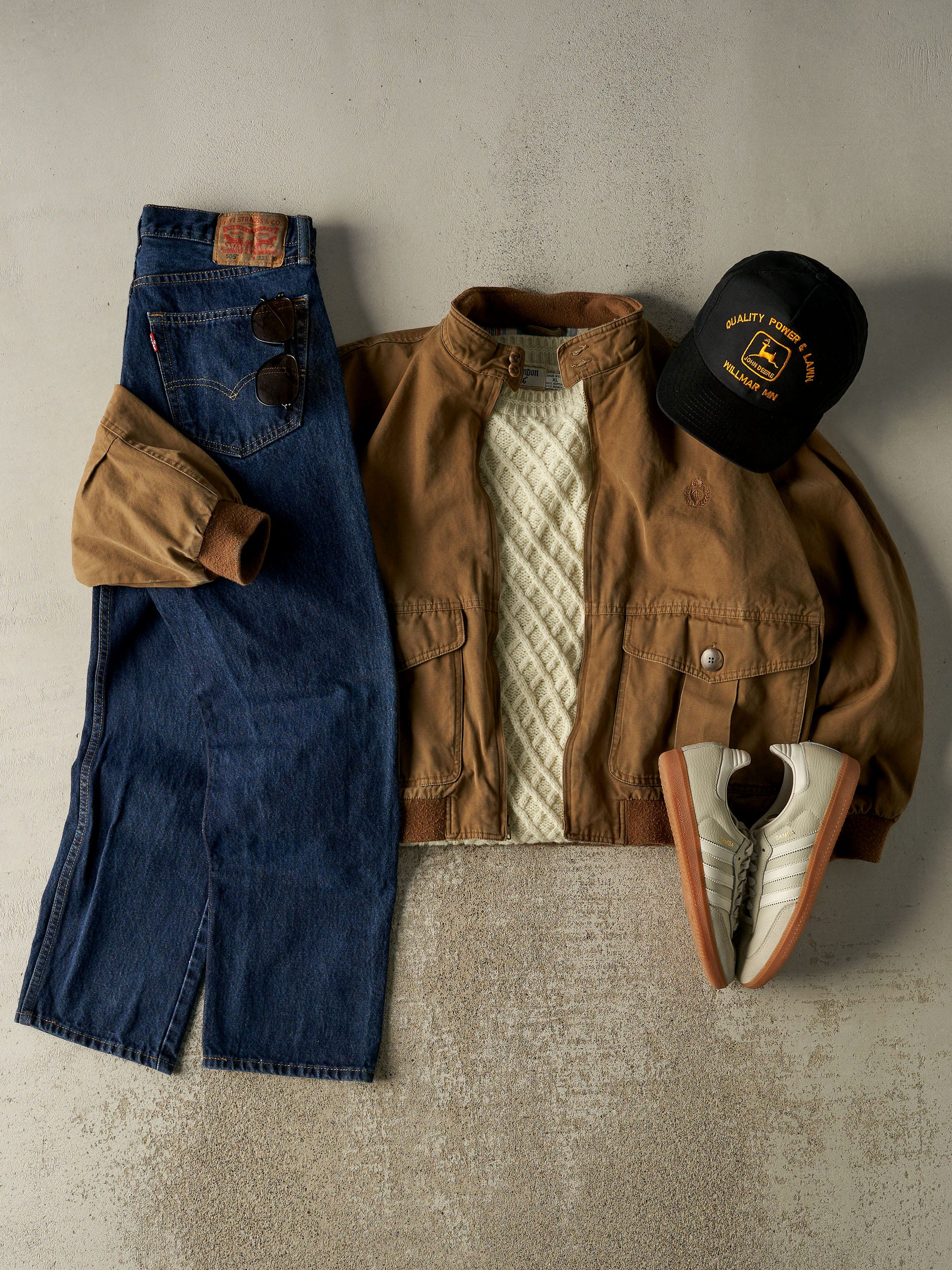 Vintage Y2K Dark Wash Levi's 505 Jeans (32x29.5)
