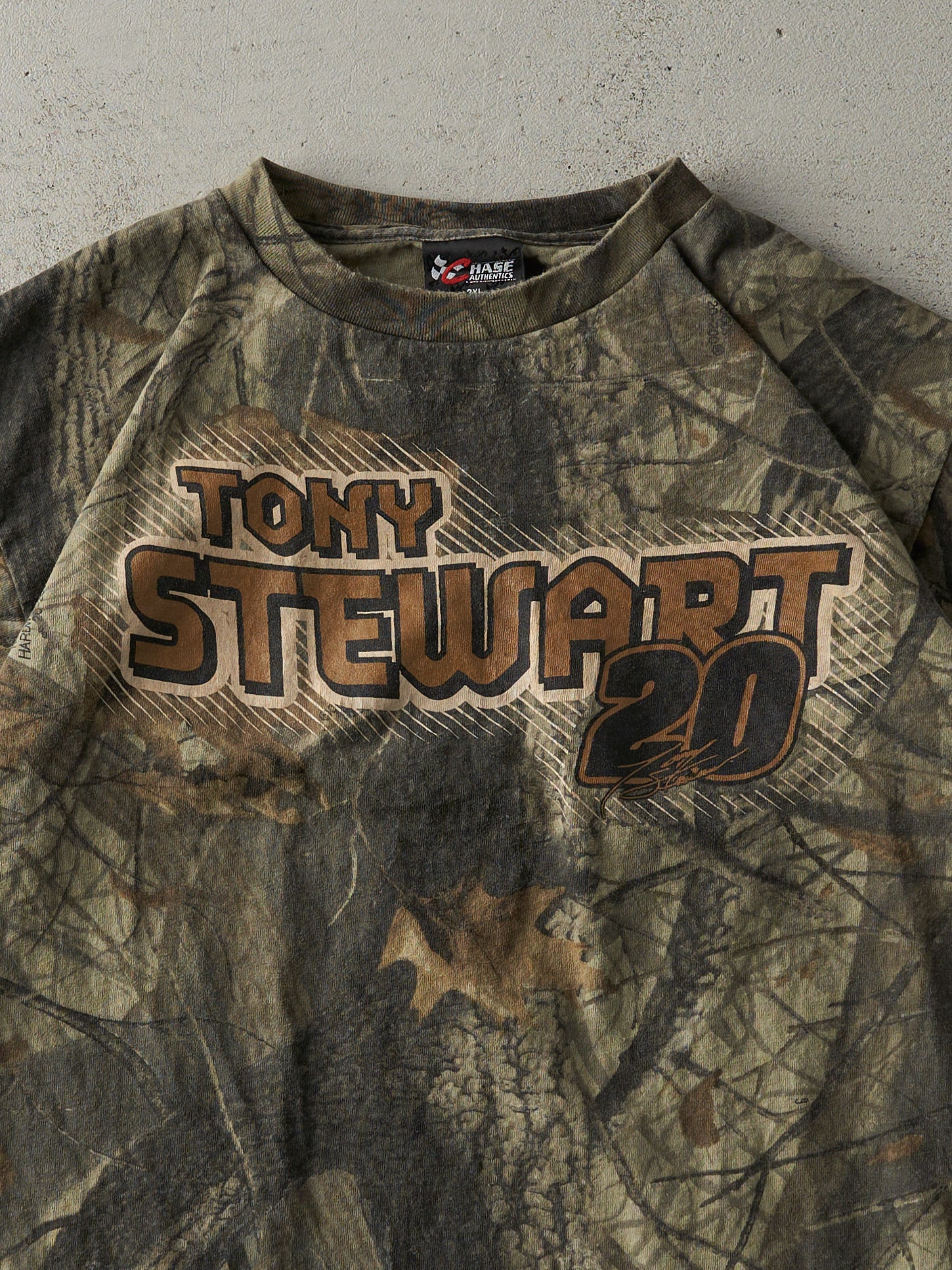 Vintage Y2K Camo Tony Stewart Nascar Racing x Realtree Tee (L)