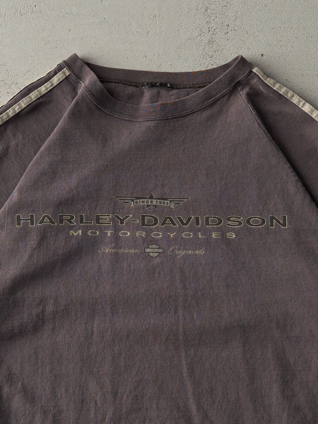 Vintage Y2K Charcoal Grey York, PA Harley Davidson Striped Tee (L)