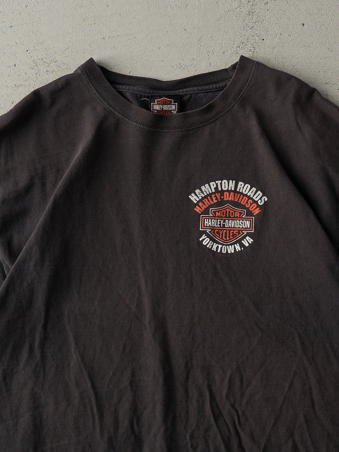 Vintage 12' Black Yorktown, VA Harley Davidson Tee (M/L)