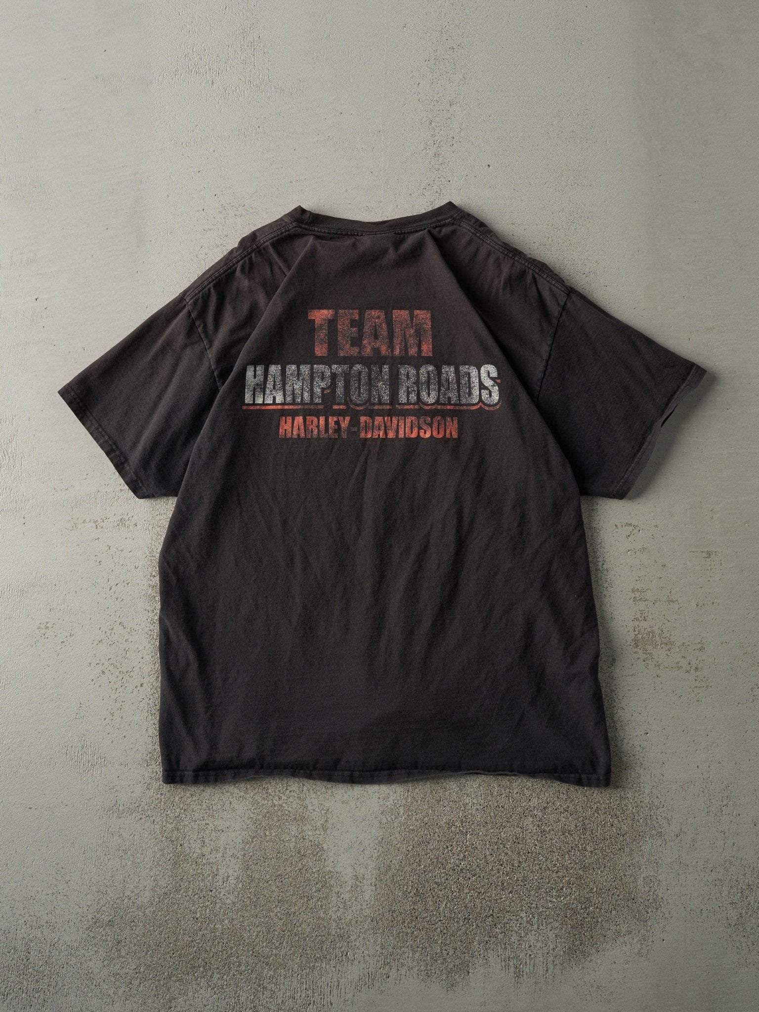 Vintage 12' Black Yorktown, VA Harley Davidson Tee (M/L)