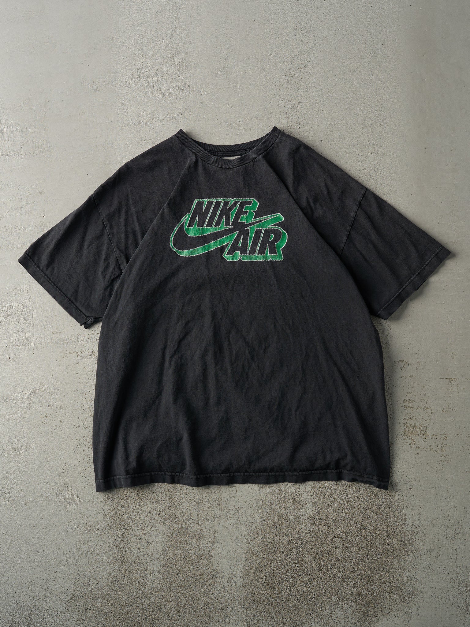 Vintage Y2K Black Nike Air Tee (L)