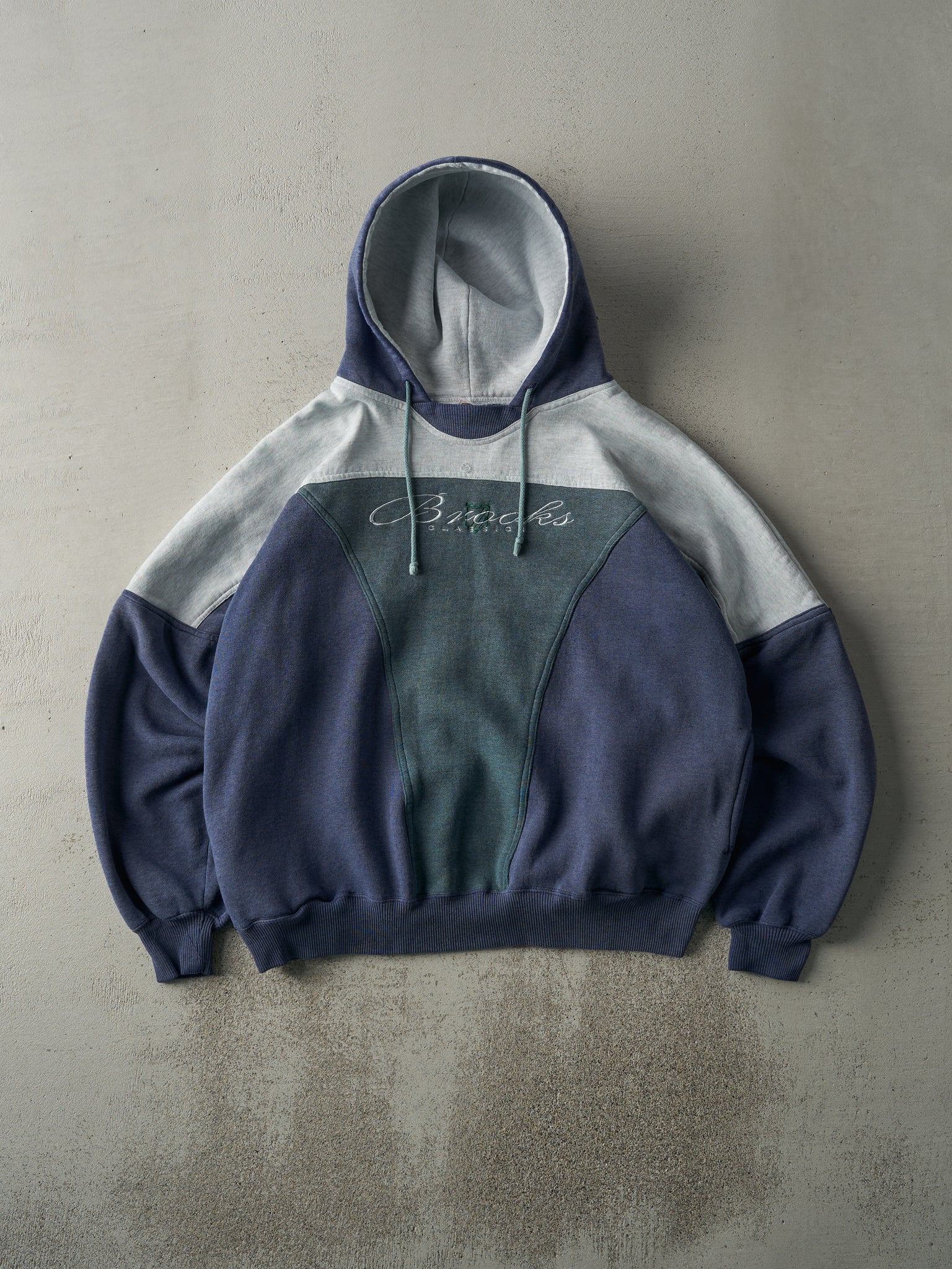 Vintage 90s Navy Blue, Green & Grey Embroidered Brooks Boxy Hoodie (L)