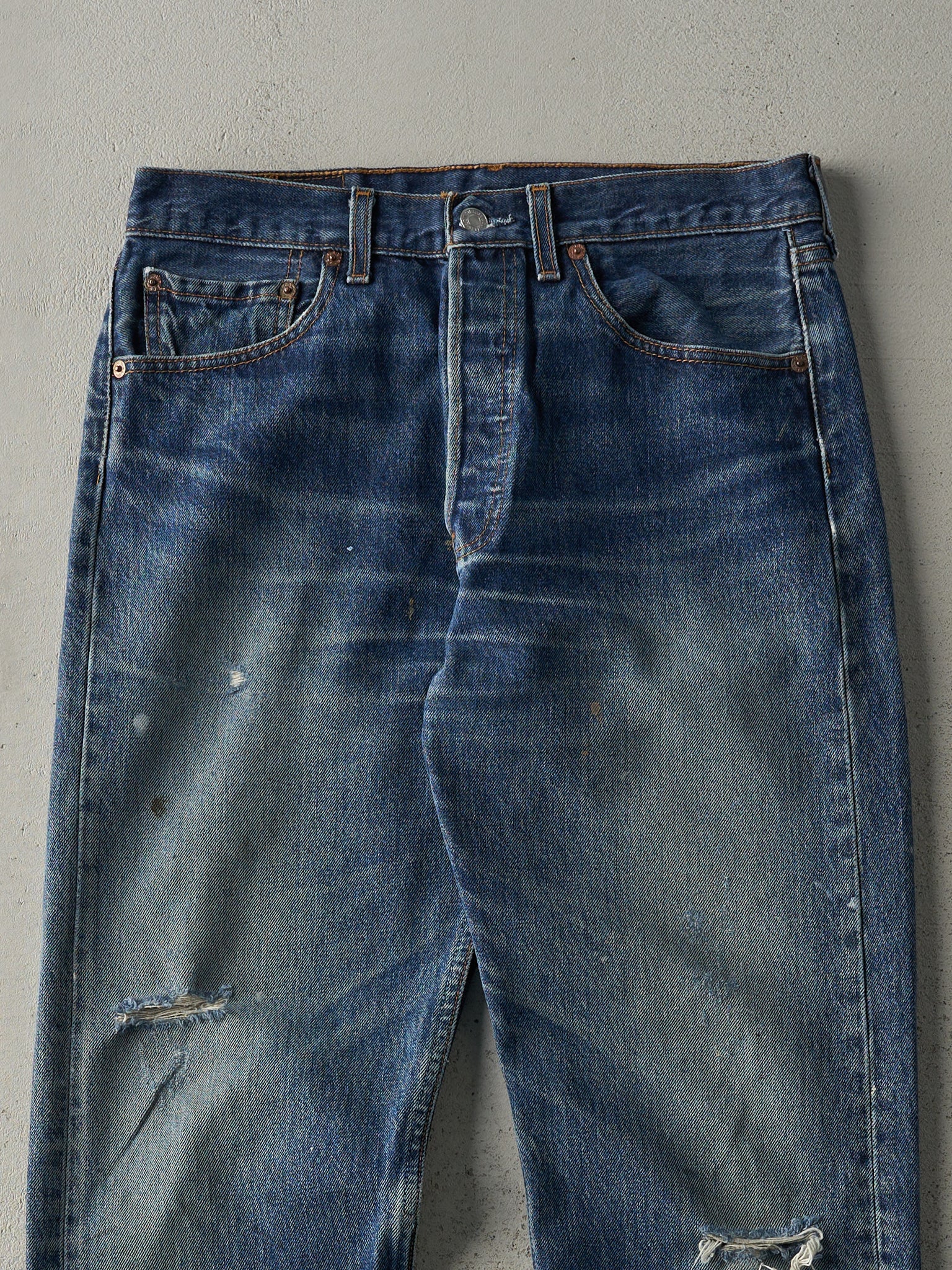 Vintage 80s Mid Wash Levi's 501 Jeans (30x32)