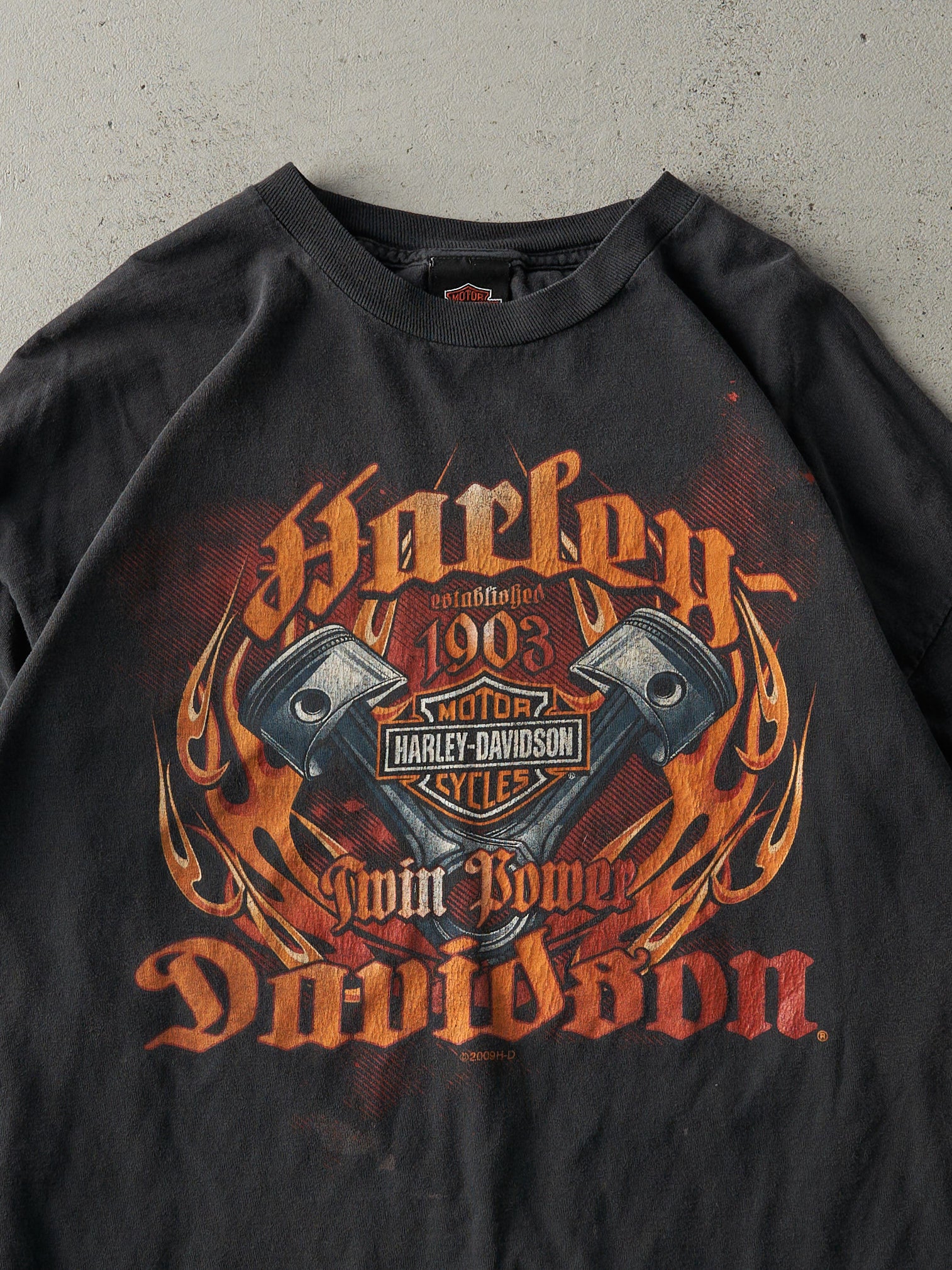 Vintage 09' Faded Black Berwyn Illinois Harley Davidson Long Sleeve (L)