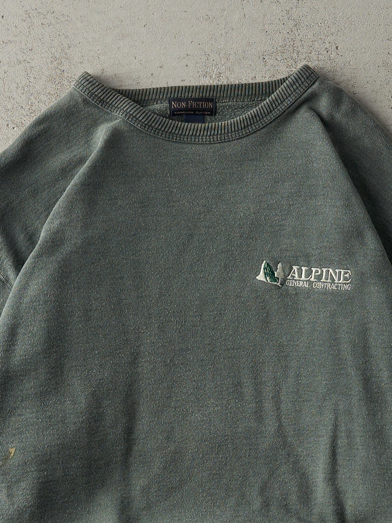 Vintage 90s Washed Green Embroidered Crewneck (L)