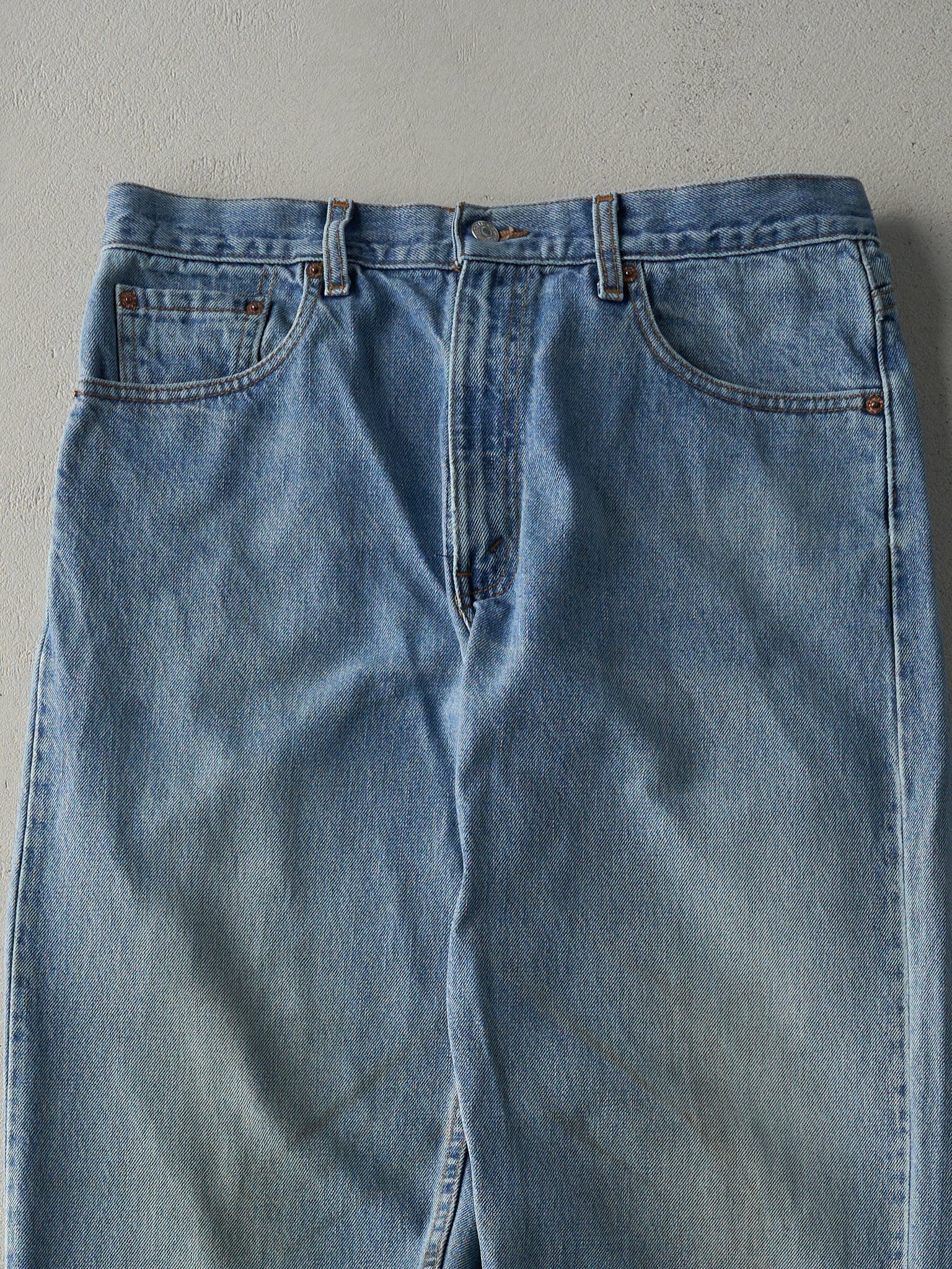 Vintage 90s Light Wash Levi's 550 Jeans (34x30)