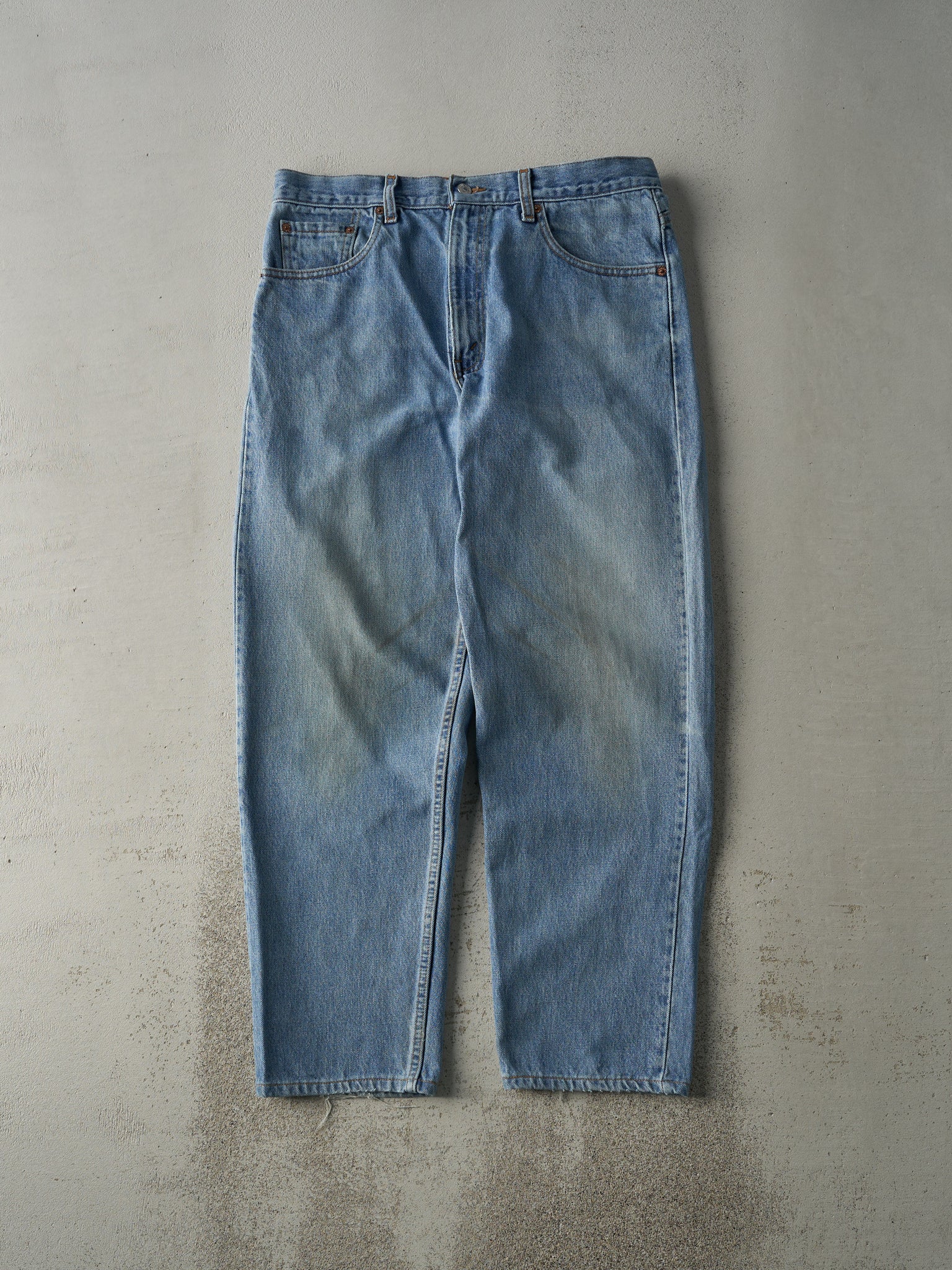 Vintage 90s Light Wash Levi's 550 Jeans (34x30)