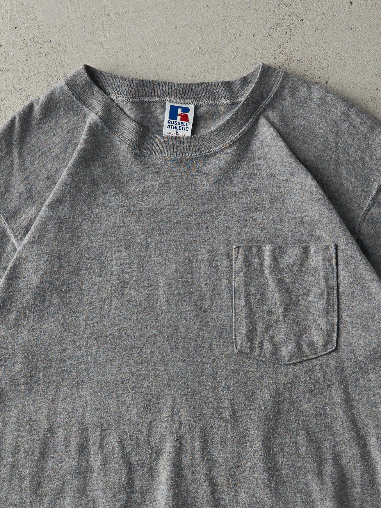 Vintage 90s Grey Russell Athletics Blank Pocket Tee (M)