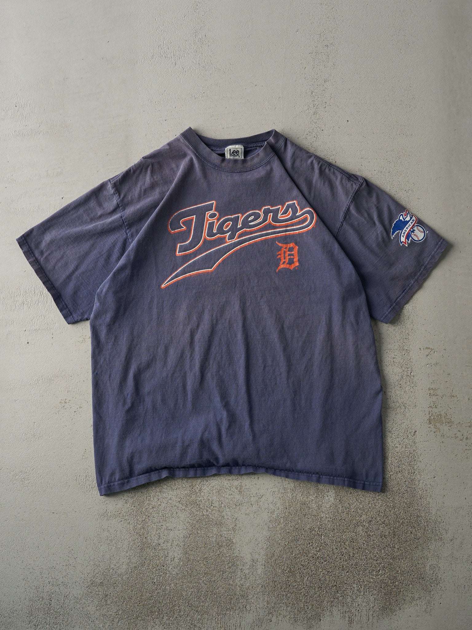 Vintage 06' Navy Blue MLB Detroit Tigers Tee (L)