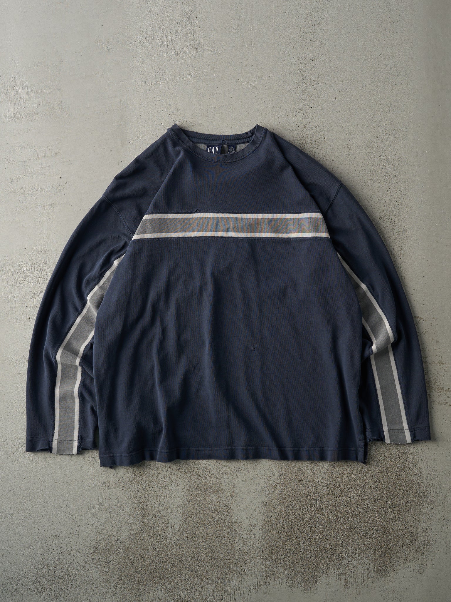 Vintage Y2K Navy Blue Gap Striped Knit Crewneck (L)