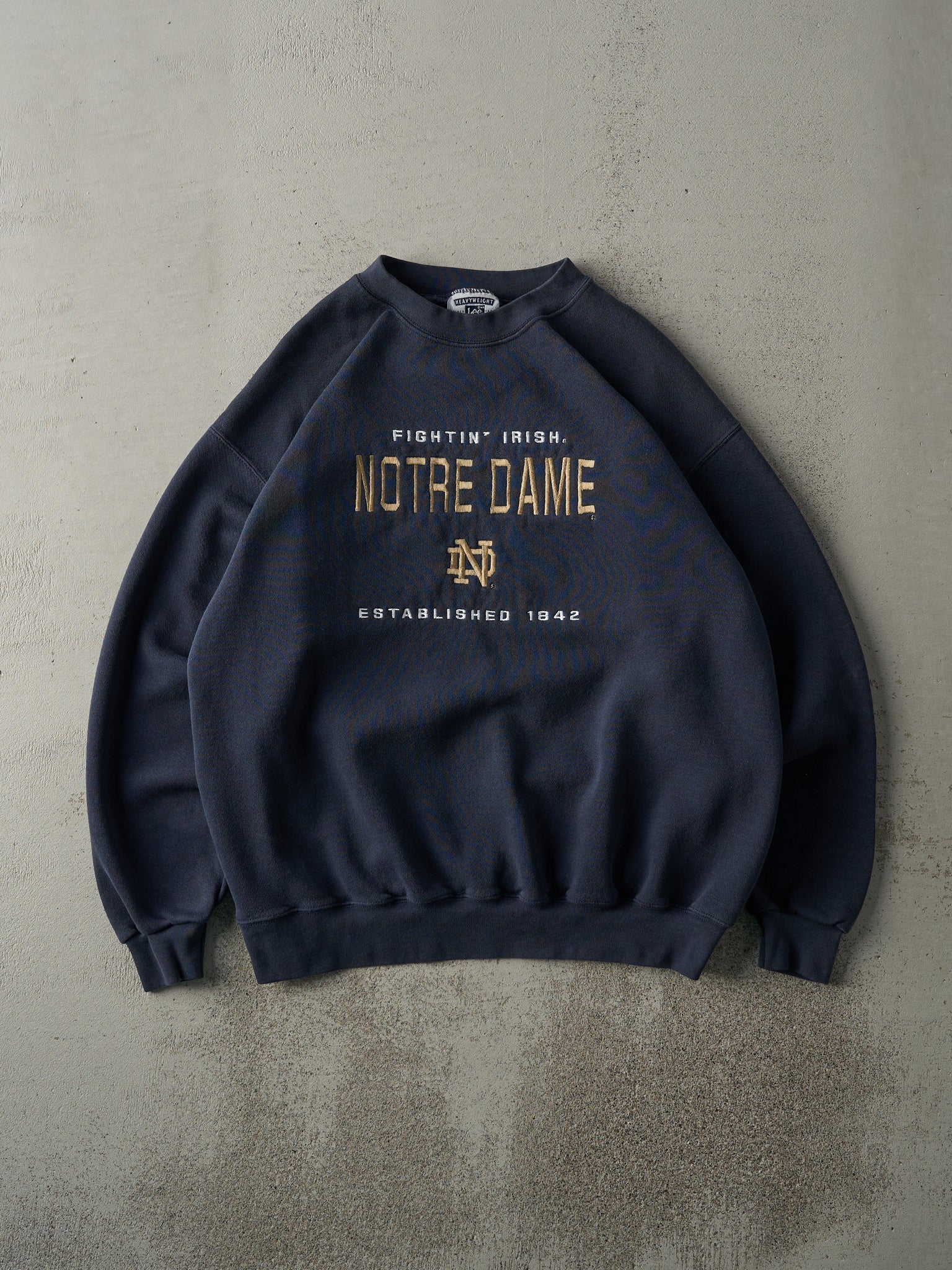 Vintage 90s Navy Blue Embroidered Notre Dame Fighting Irish Crewneck (L)