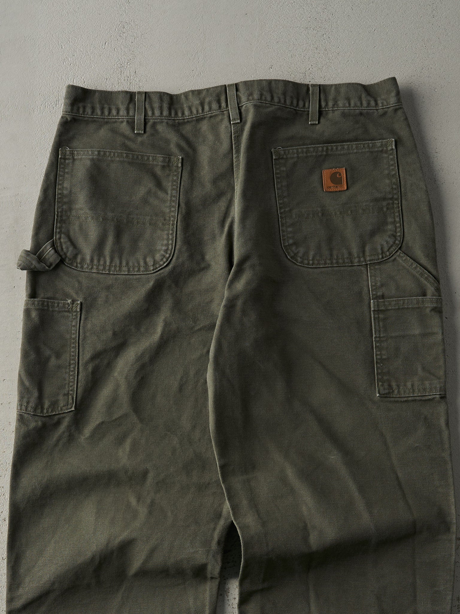 Vintage 90s Green Dungaree Fit Carhartt Carpenter Pants (38x32.5)