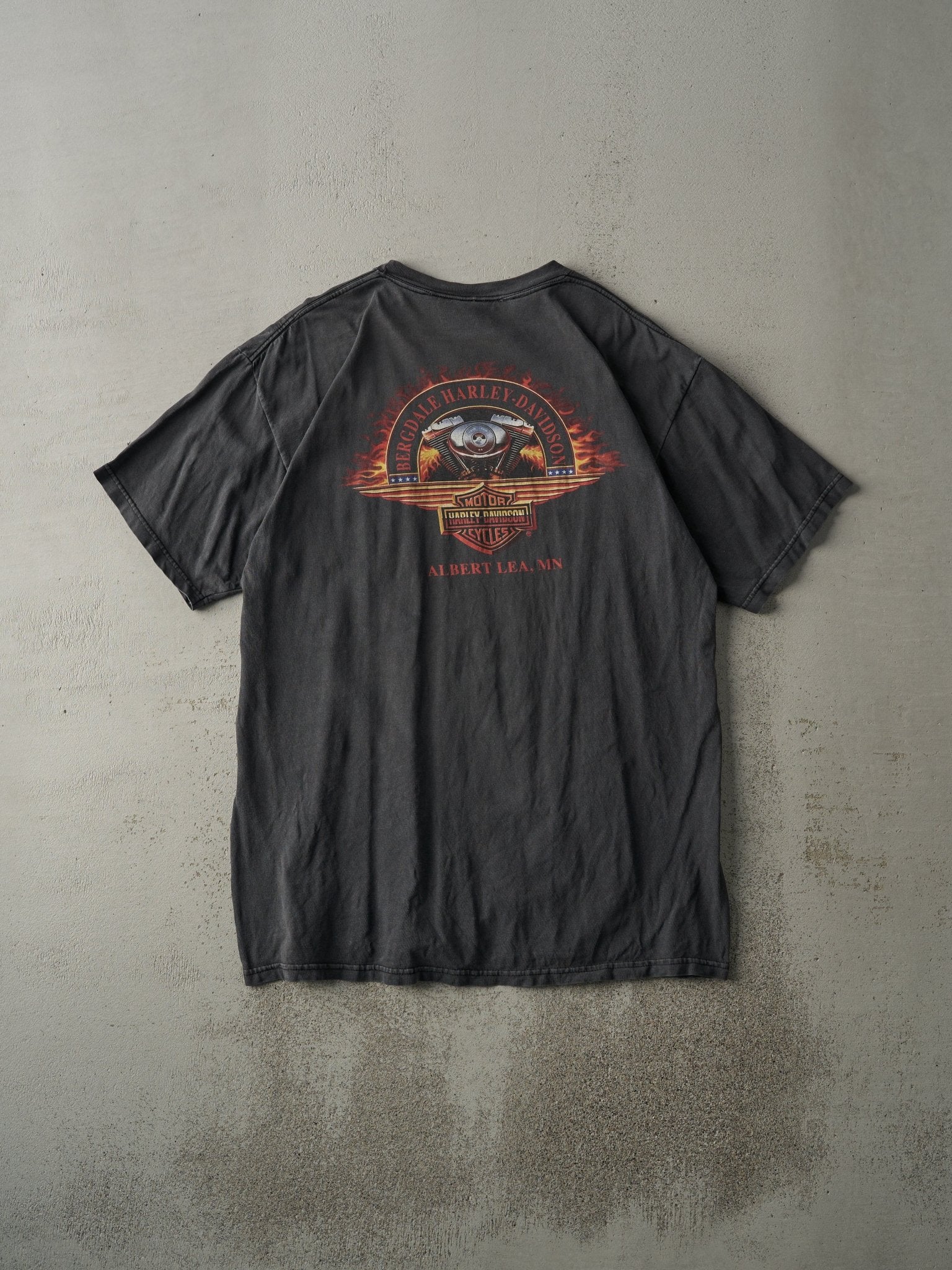 Vintage 05' Faded Black Albert Lea MN Harley Davidson Pocket Tee (M/L)