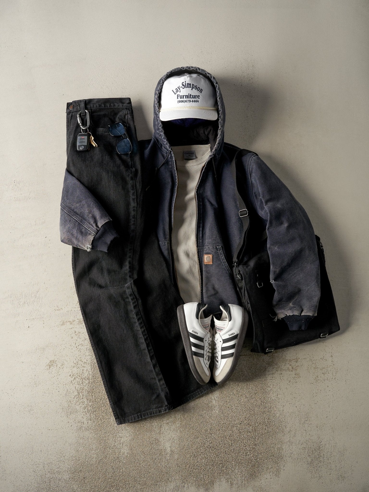 Vintage Y2K Sun Faded Navy Blue Active Hooded Carhartt Quilt Lined Jacket (M/L)
