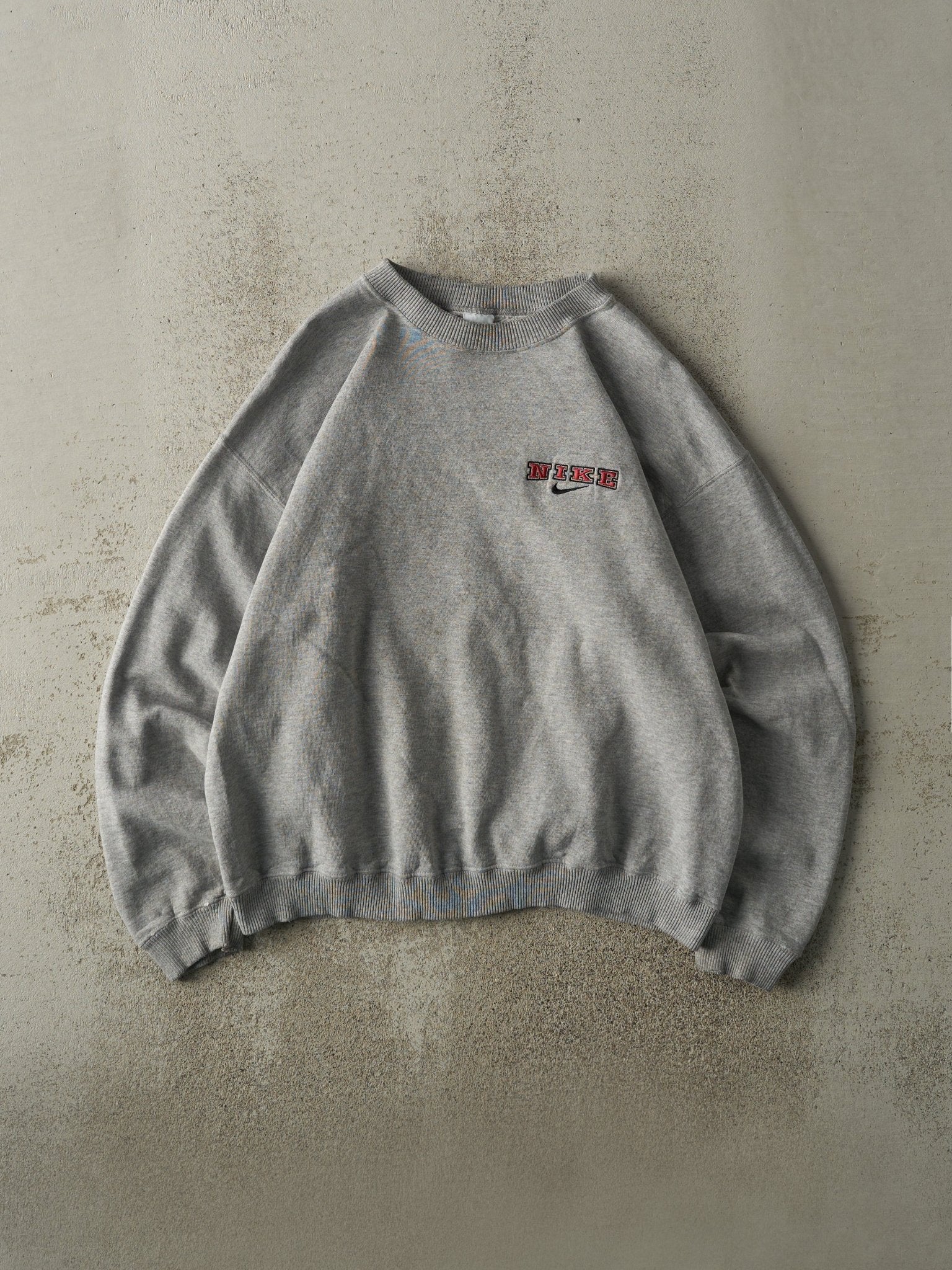 Vintage 90s Grey Nike Embroidered Crewneck (L)