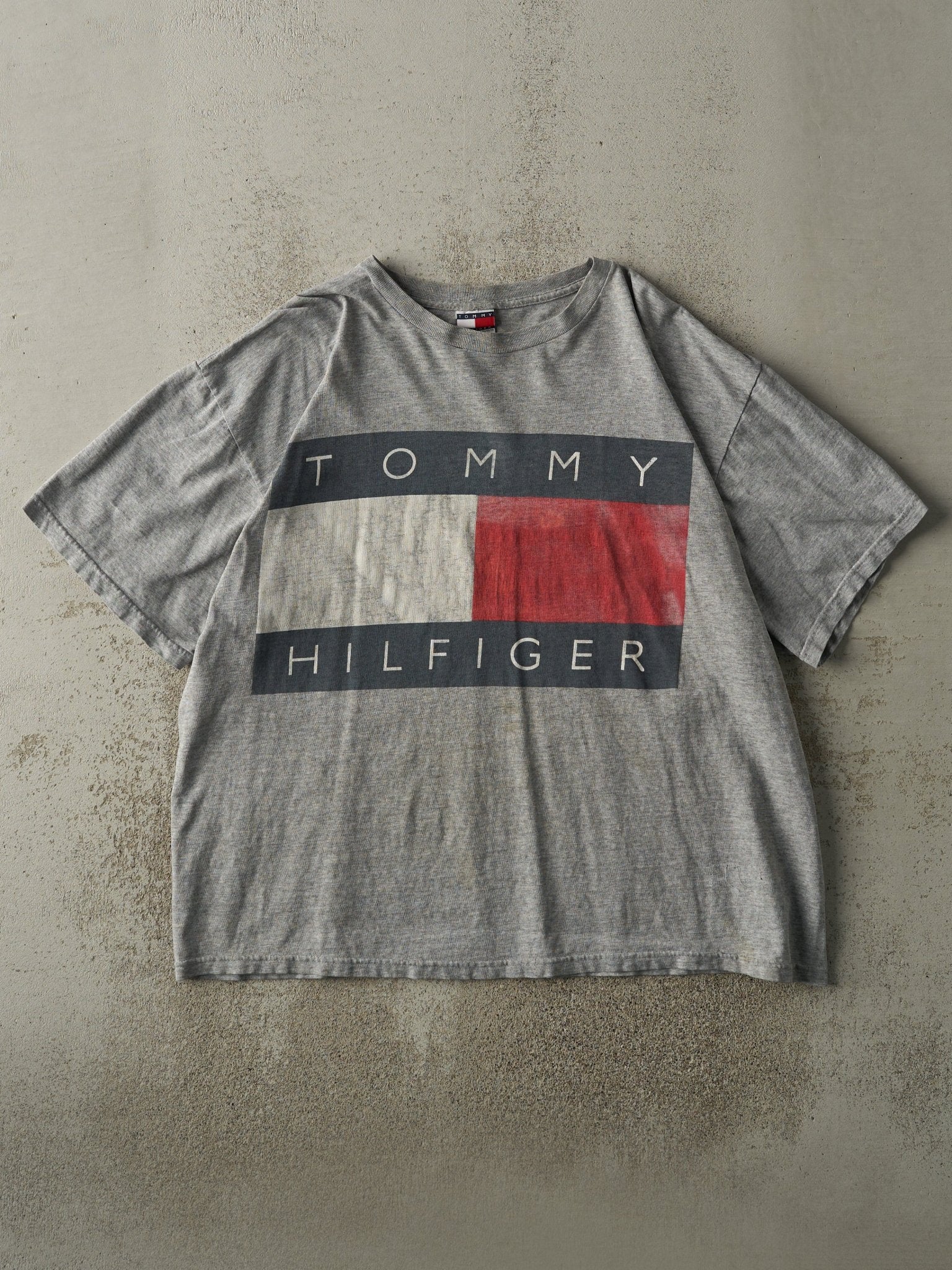 Vintage 90s Grey Tommy Hilfiger Logo Tee (XL)
