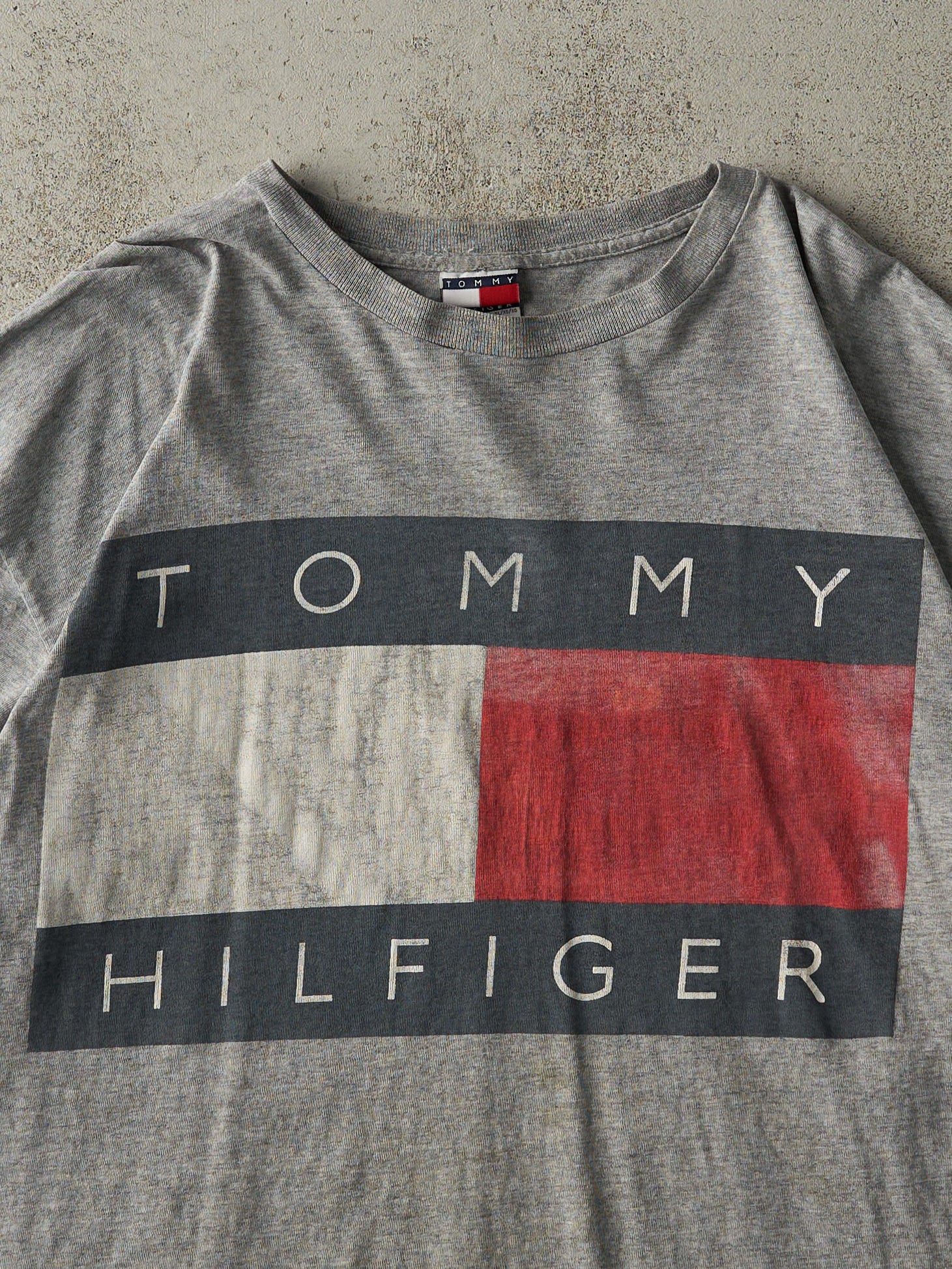 Vintage 90s Grey Tommy Hilfiger Logo Tee (XL)