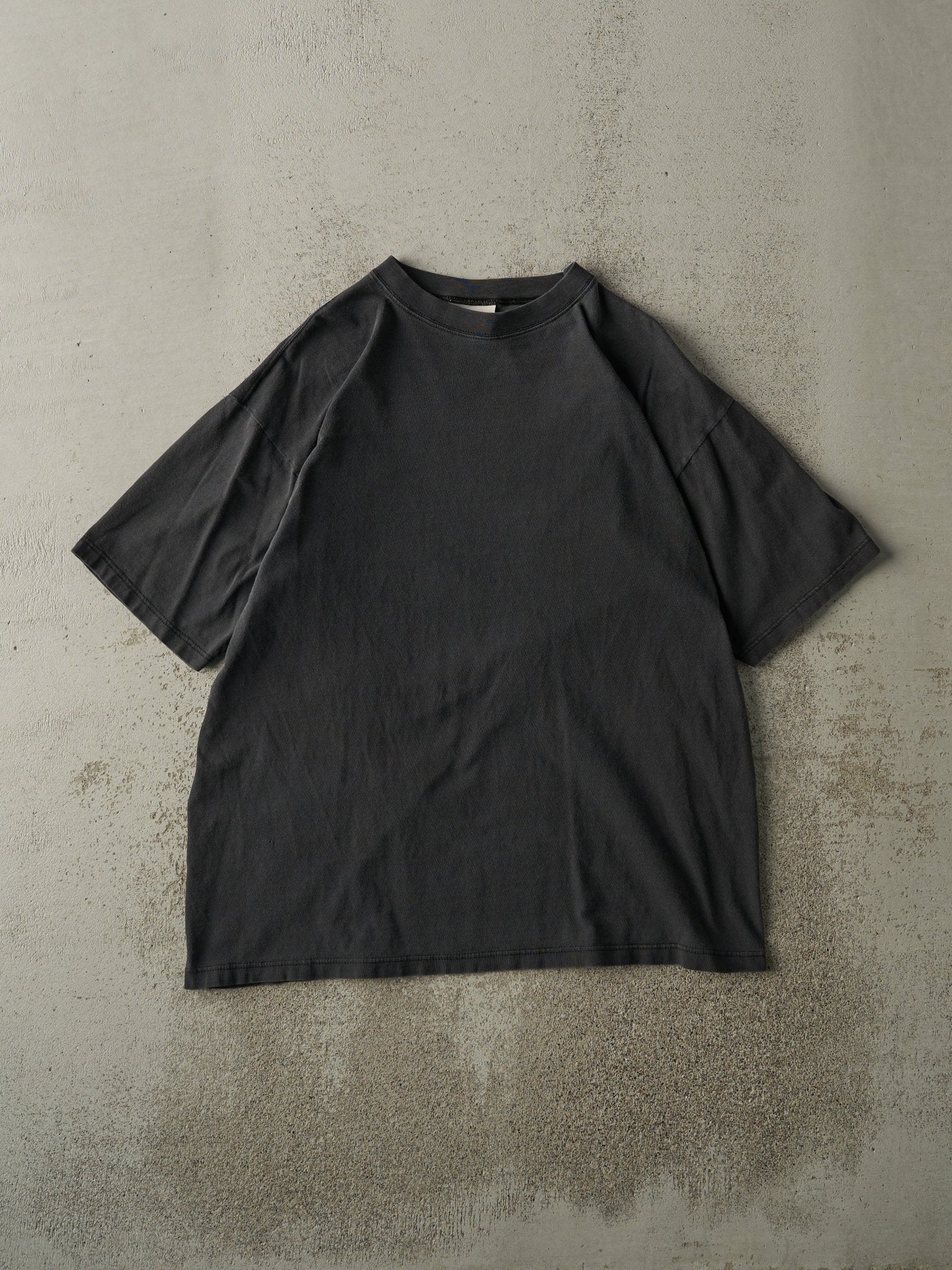 Vintage 90s Faded Black Blank Tee (L)