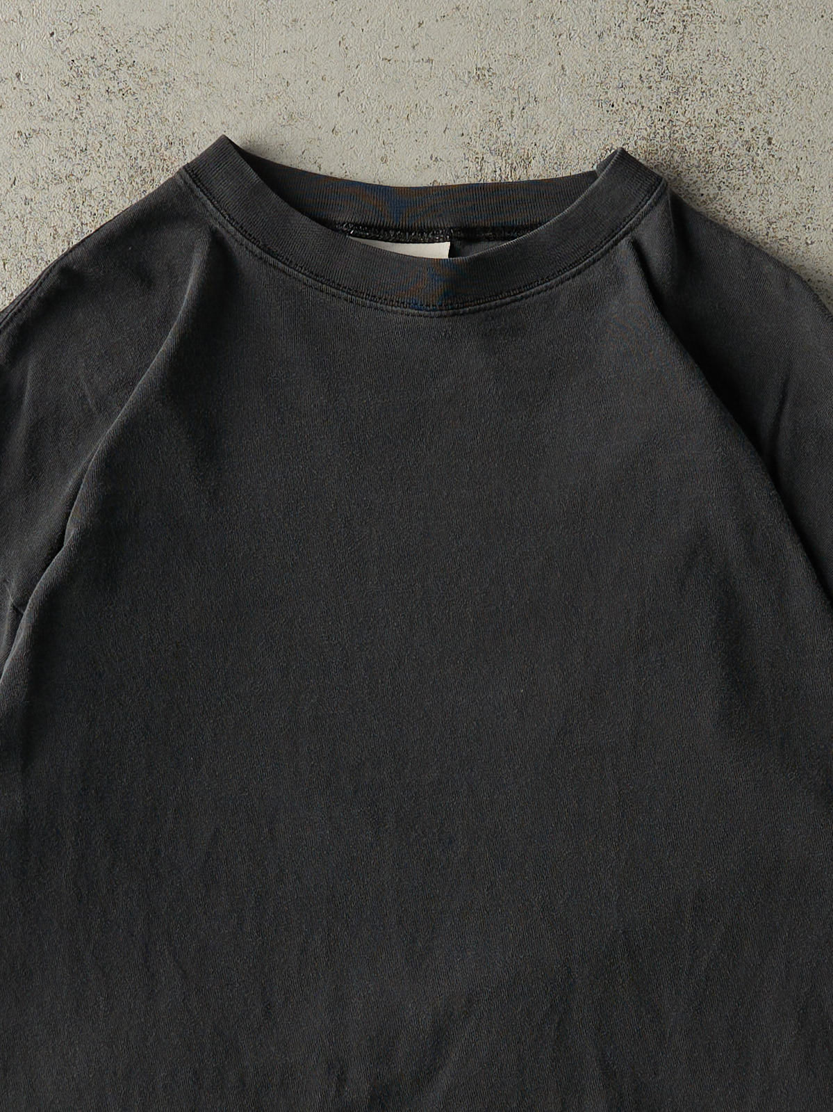 Vintage 90s Faded Black Blank Tee (L)
