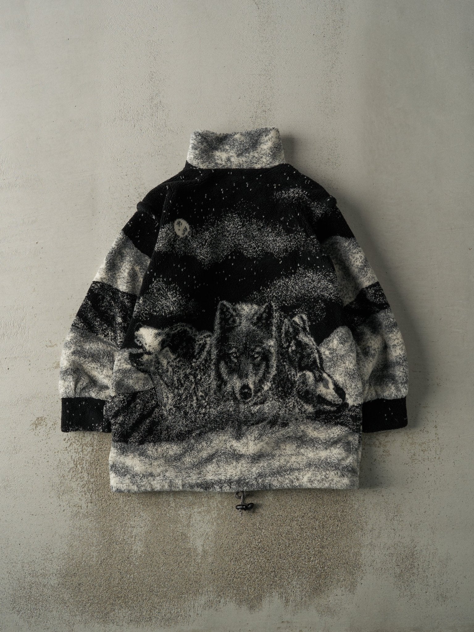 Vintage 90s Black & Grey Wolf Scene Sherpa Fleece Jacket (XL)