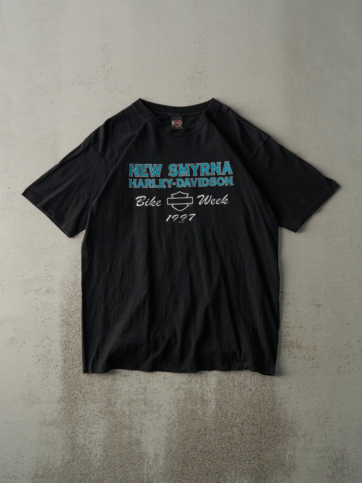 Vintage 97' Black New Smyrna Bike Week Harley Davidson Single Stitch Tee (M)