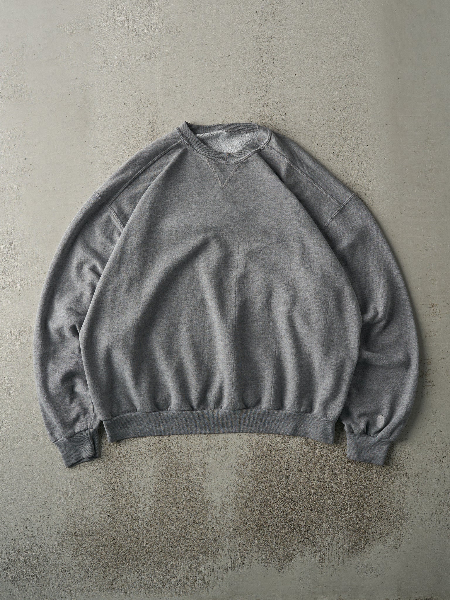 Vintage Y2K Grey Blank Crewneck (L)