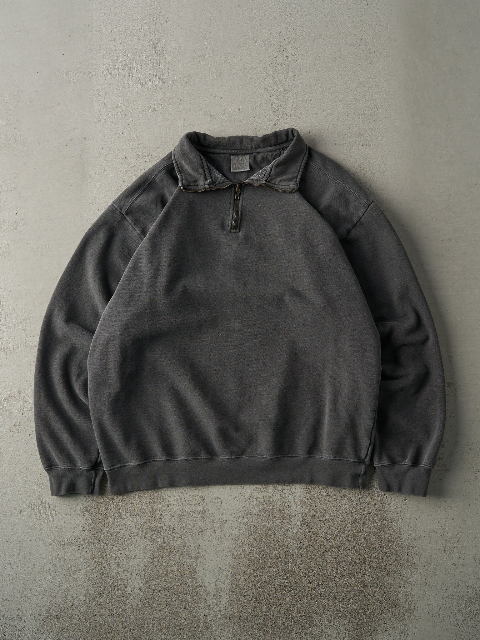 Vintage Y2K Washed Charcoal Grey Quarter Zip Sweatshirt (L/XL)