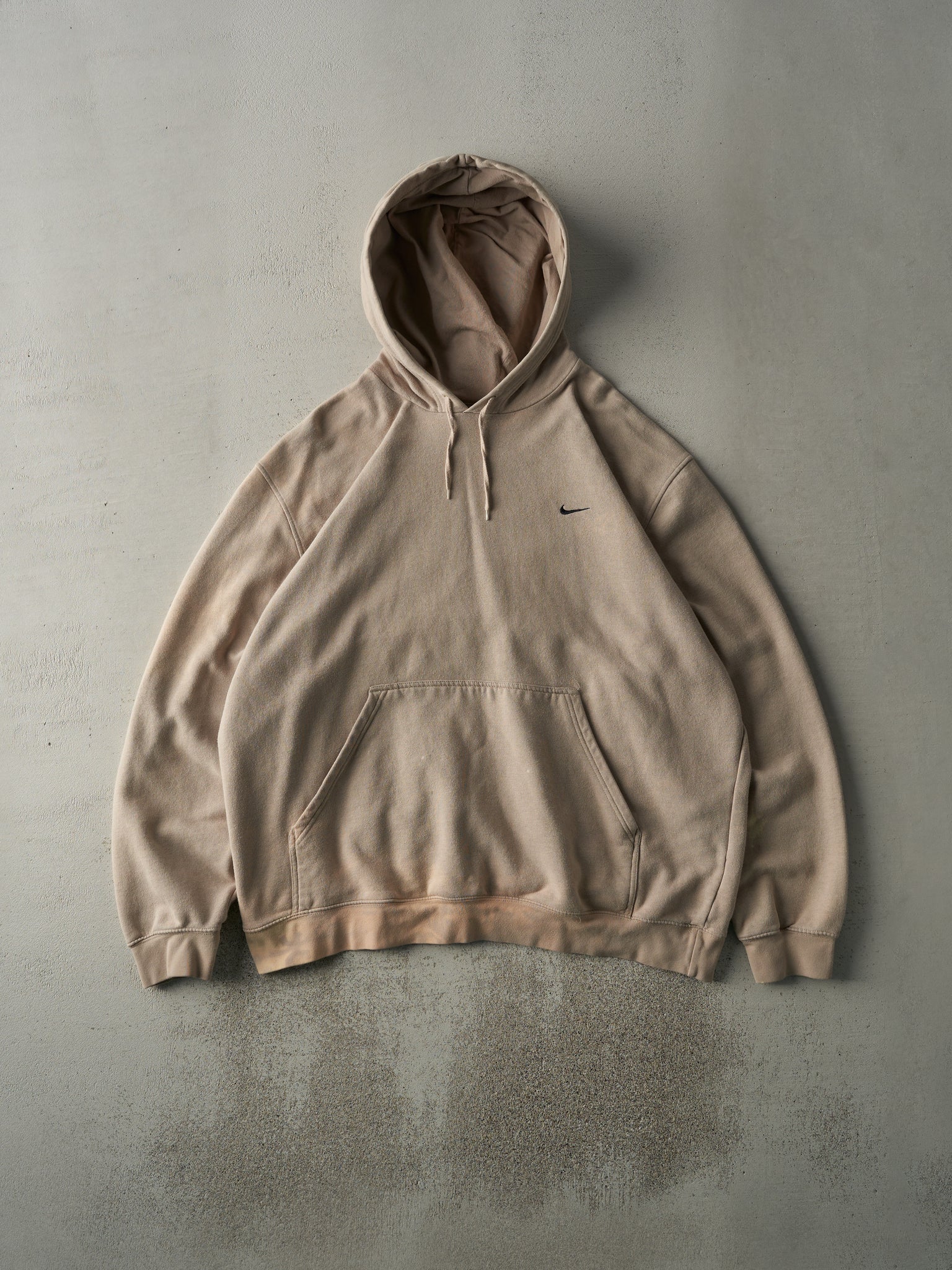 Vintage Y2K Beige Embroidered Nike Swoosh Boxy Hoodie (XL)