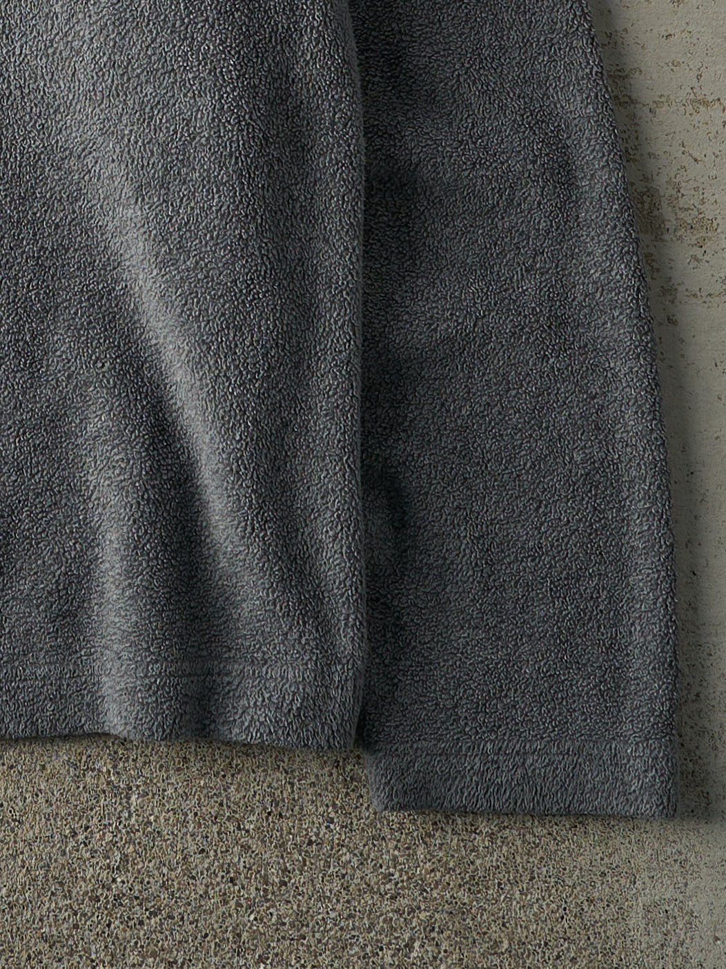 Vintage Y2K Grey Gap V-Neck Fleece Pullover (L)