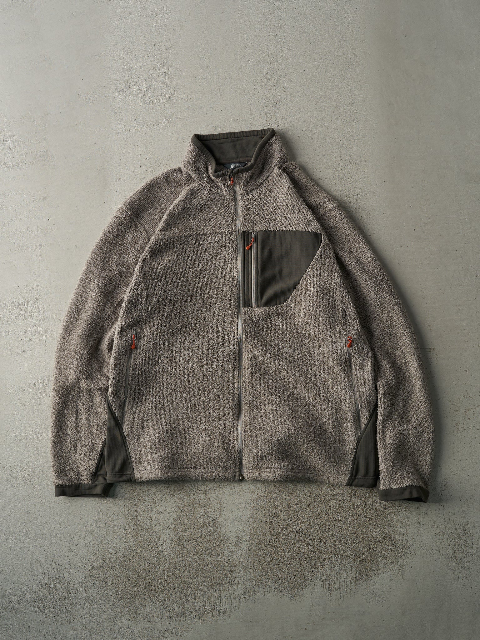 Vintage Y2K Grey MEC Polar Tech Fleece Jacket (L/XL)