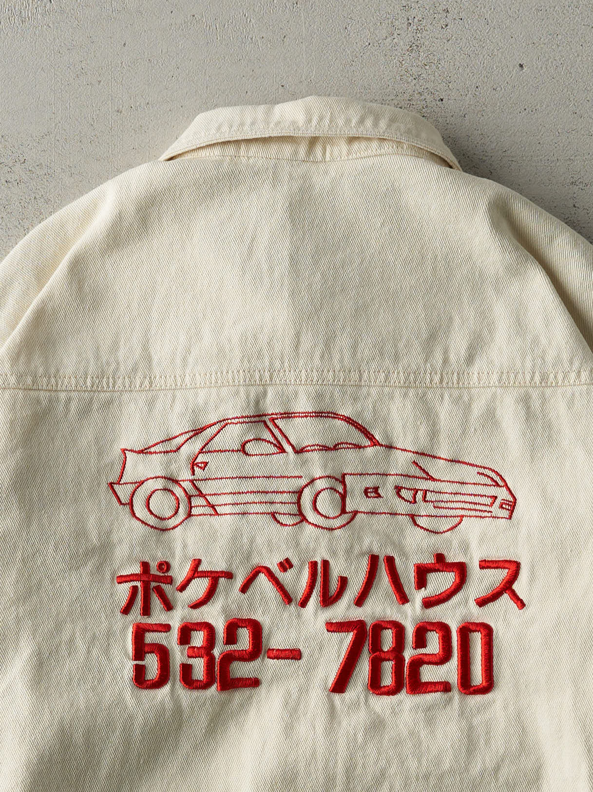 Vintage Y2K Beige Embroidered Car Denim Jacket (M)