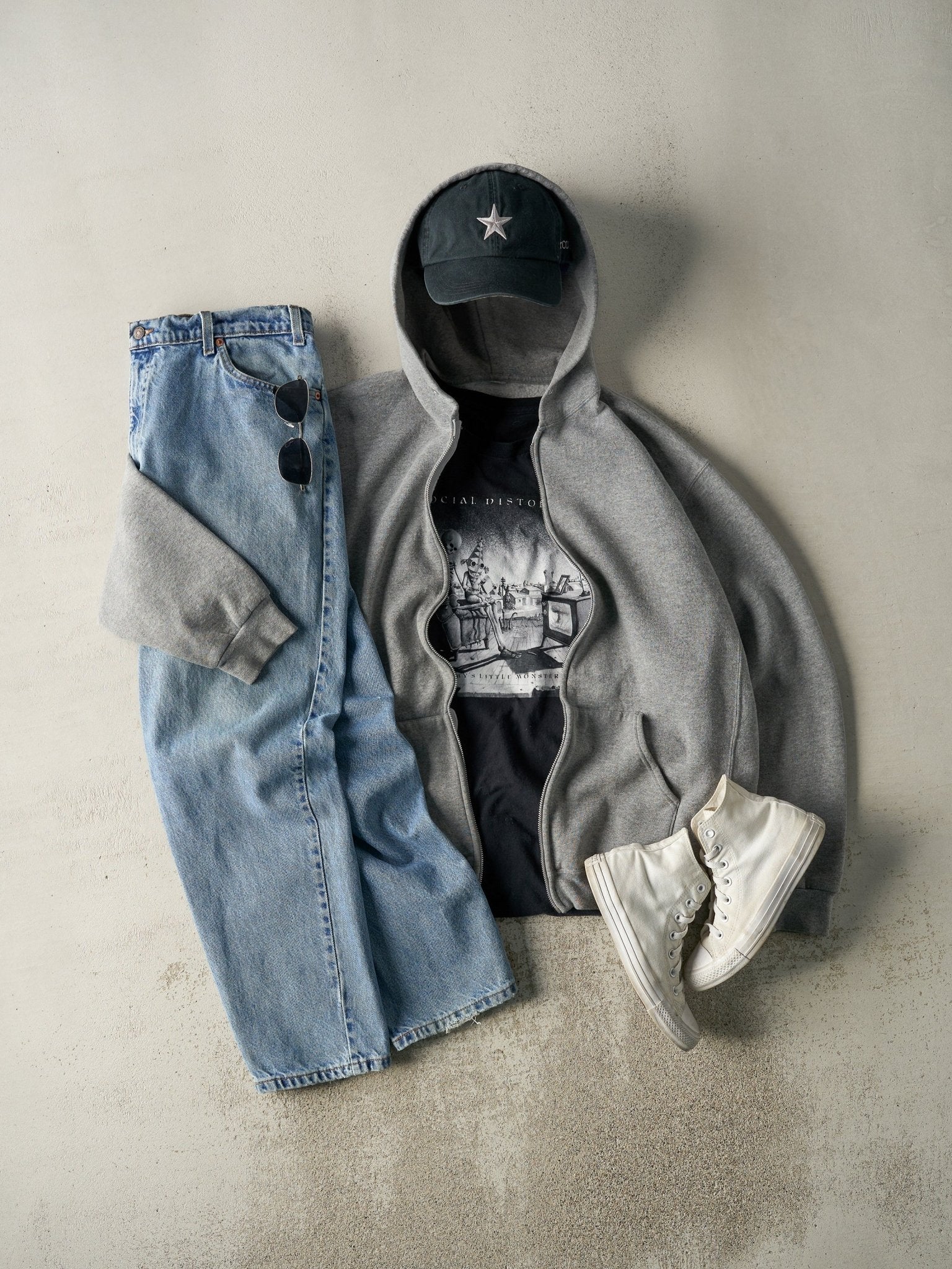Vintage Y2K Grey Russell Athletic Zip Up Hoodie (L/XL)