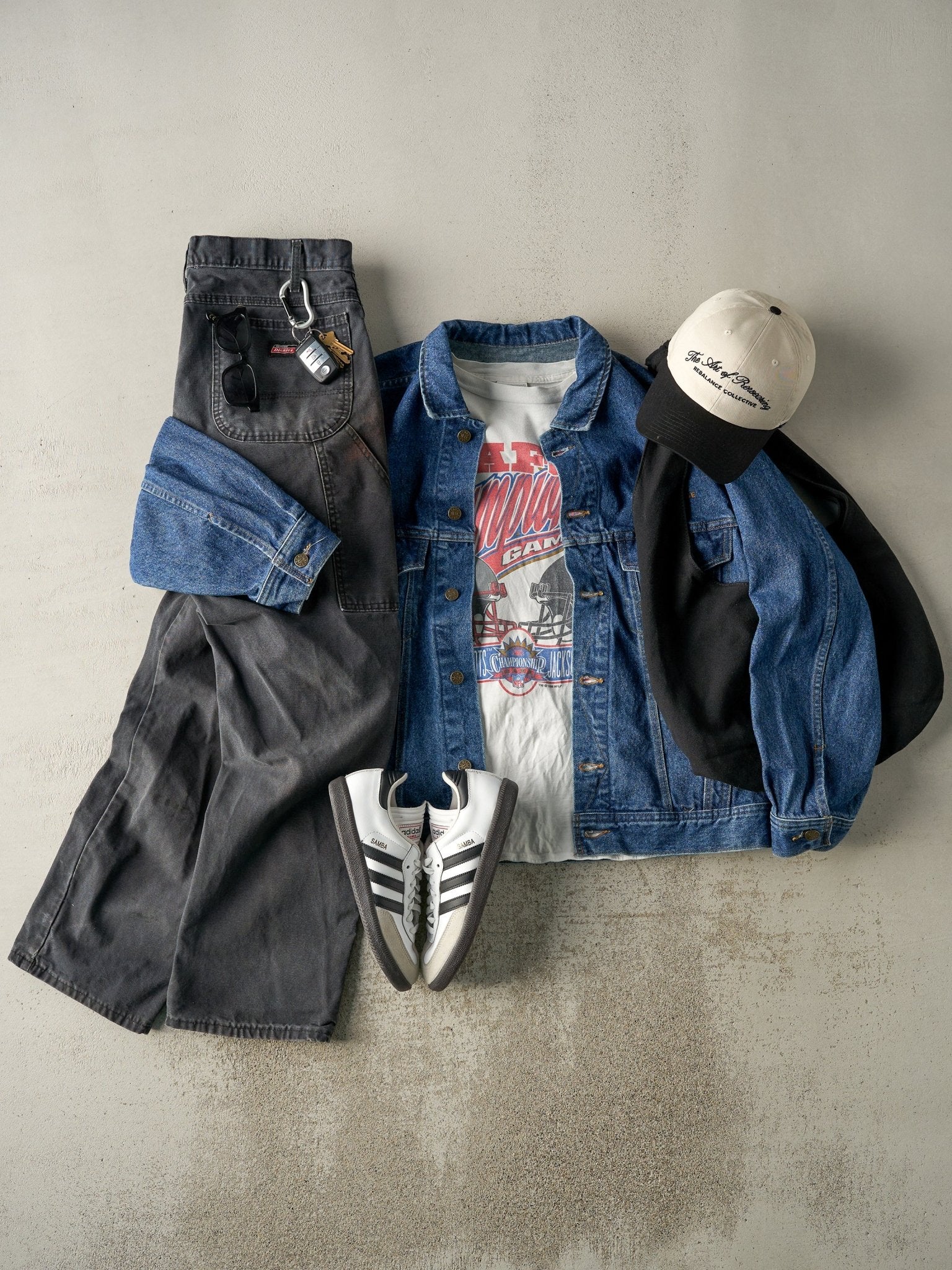 Vintage 98' Dark Wash Embroidered Whistler Cambridge Denim Jacket (L/XL)