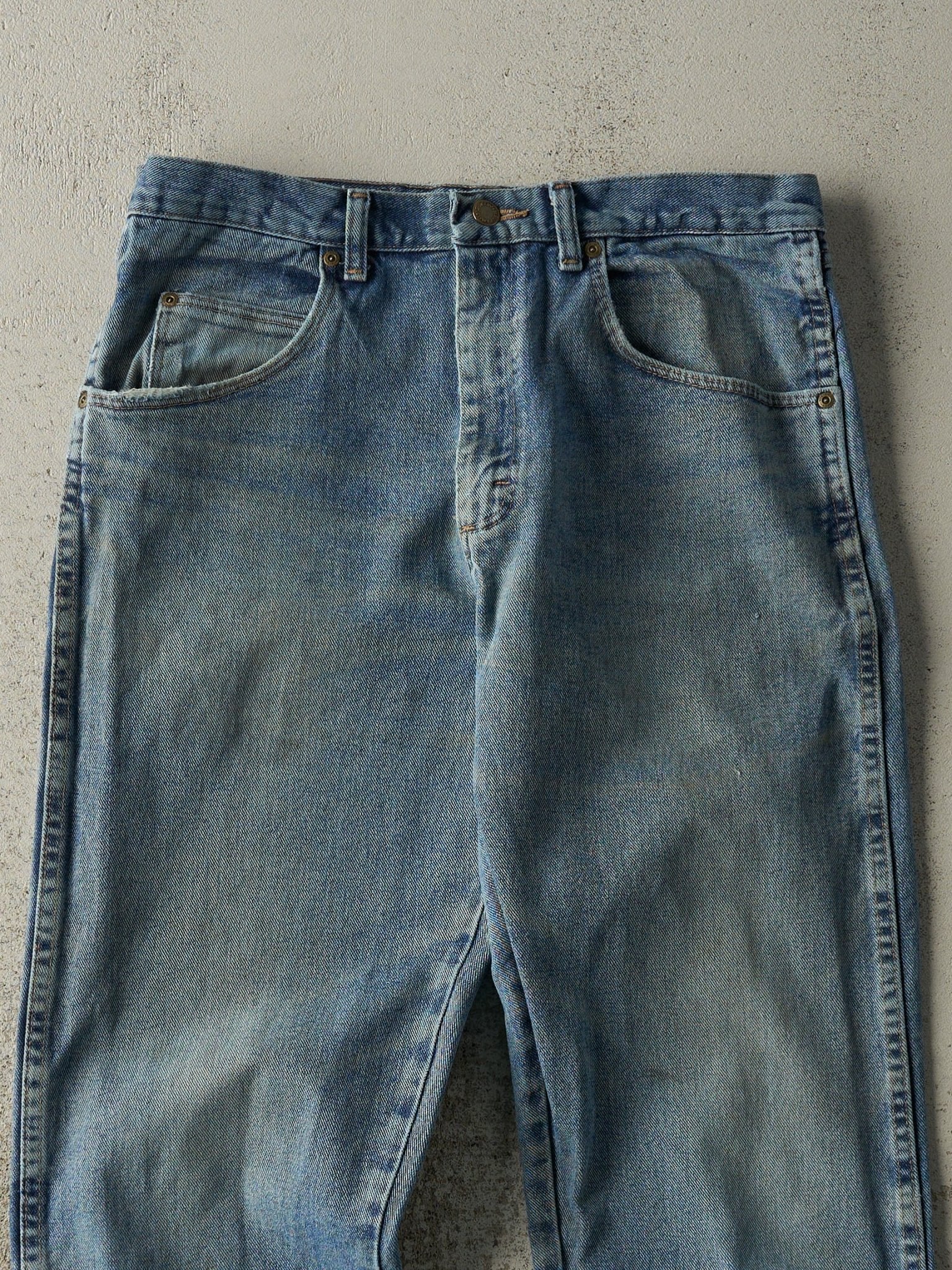 Vintage Y2K Mid Wash Wrangler Jeans (32x32)