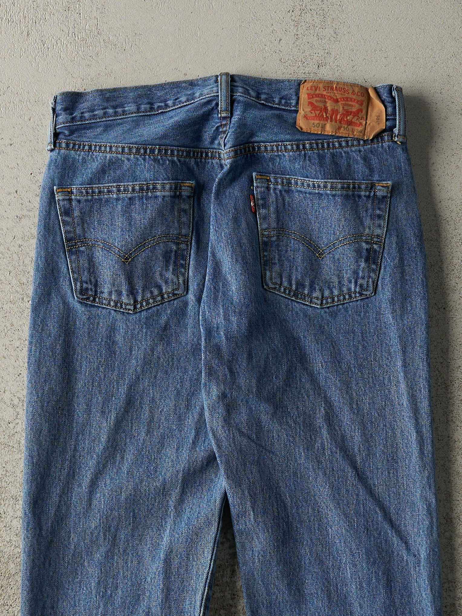 Vintage 90s Mid Wash Levi's 501 Jeans (30x28)