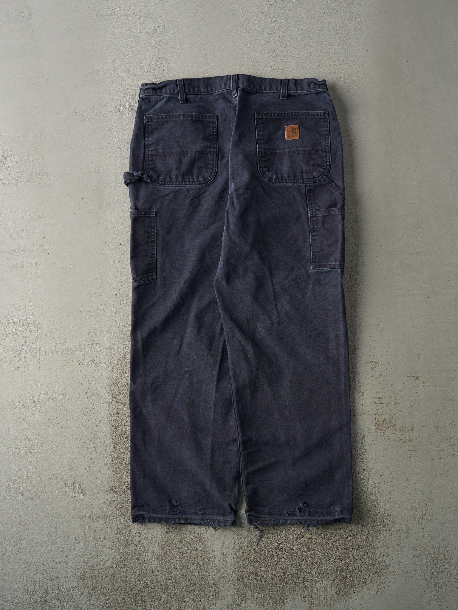 Vintage Y2K Navy Blue Dungaree Fit Carhartt Carpenter Pants (35.5x29.5)