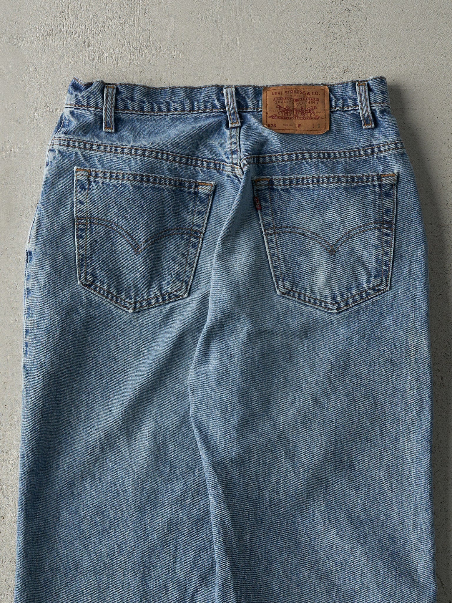 Vintage 90s Light Wash Levi's 575 Jeans (30x27)