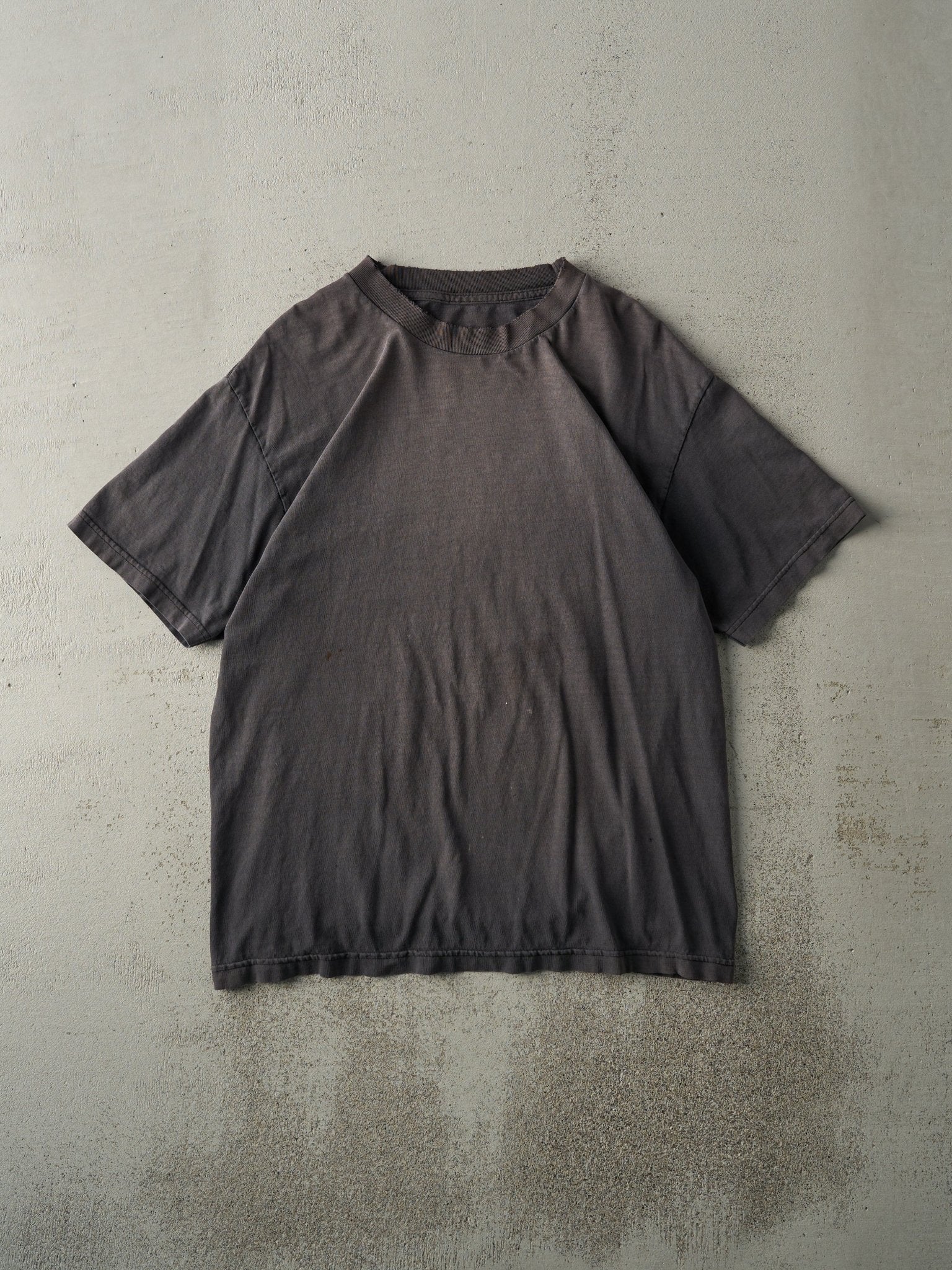 Vintage 90s Sun Faded Black Blank Tee (M)