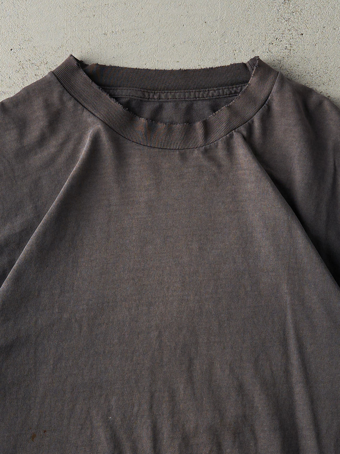 Vintage 90s Sun Faded Black Blank Tee (M)