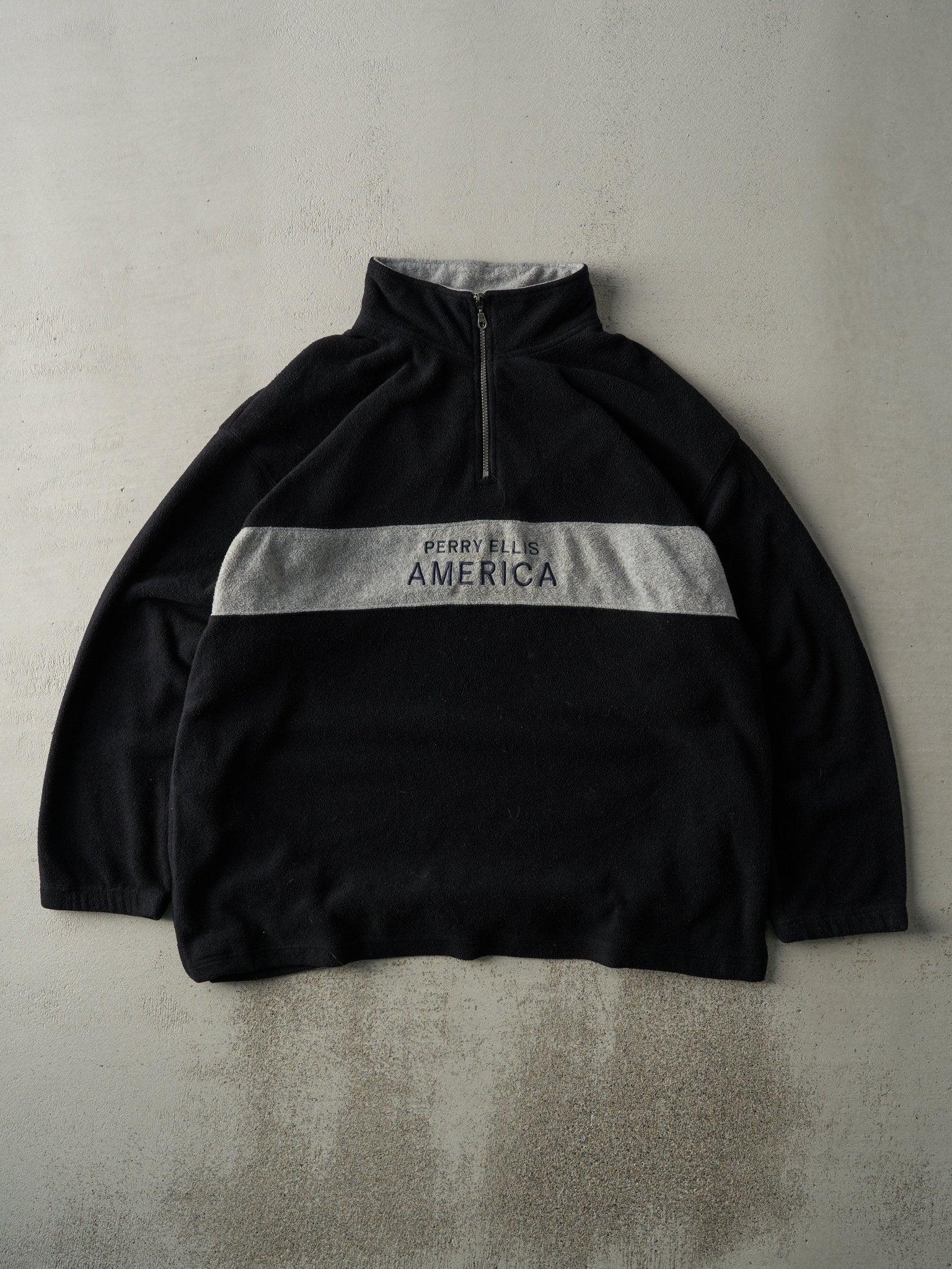 Vintage 90s Black Perry Ellis Fleece Quarter Zip (XL)