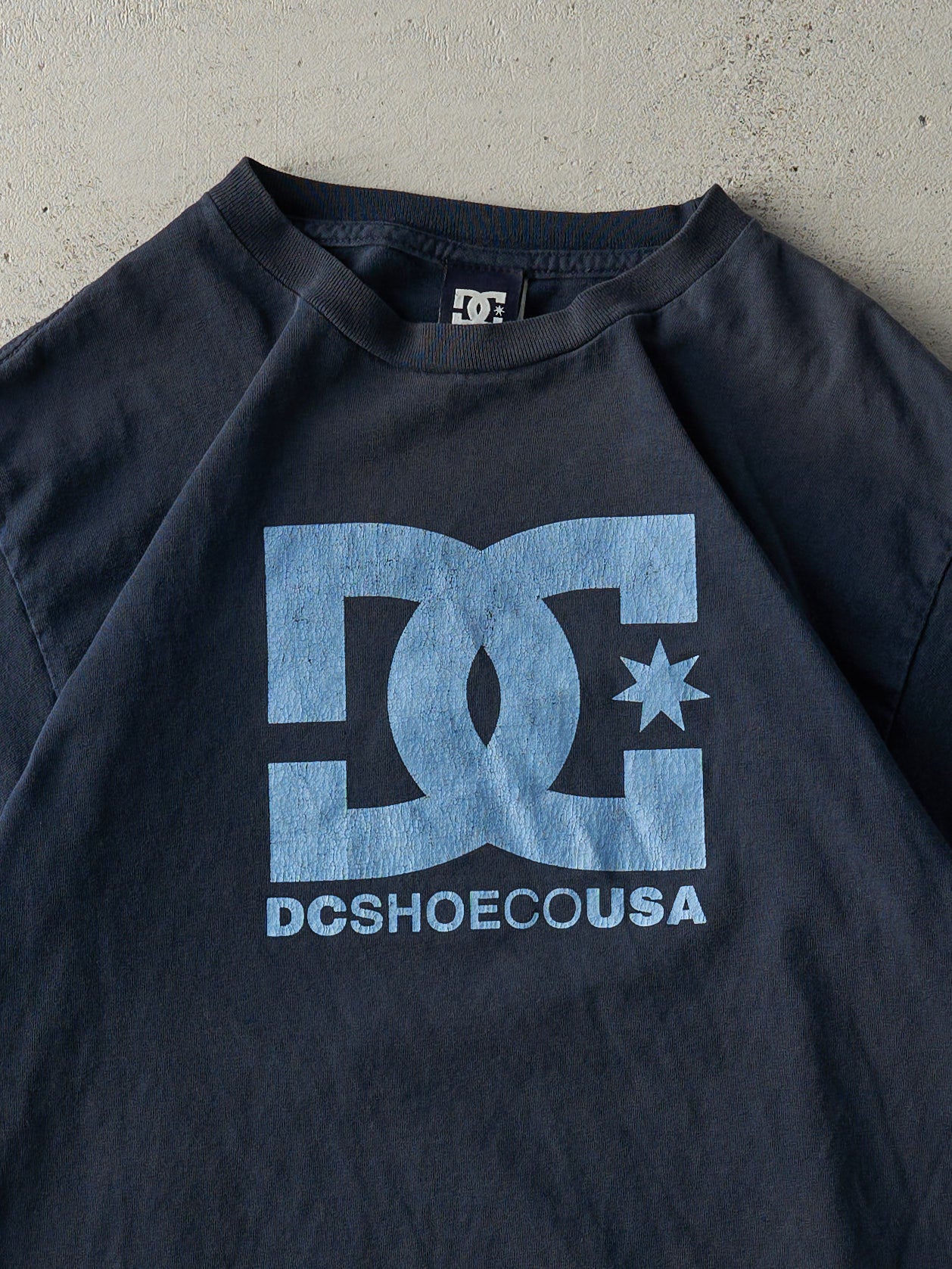 Vintage Y2K Navy Blue DC Shoes Logo Tee (S)